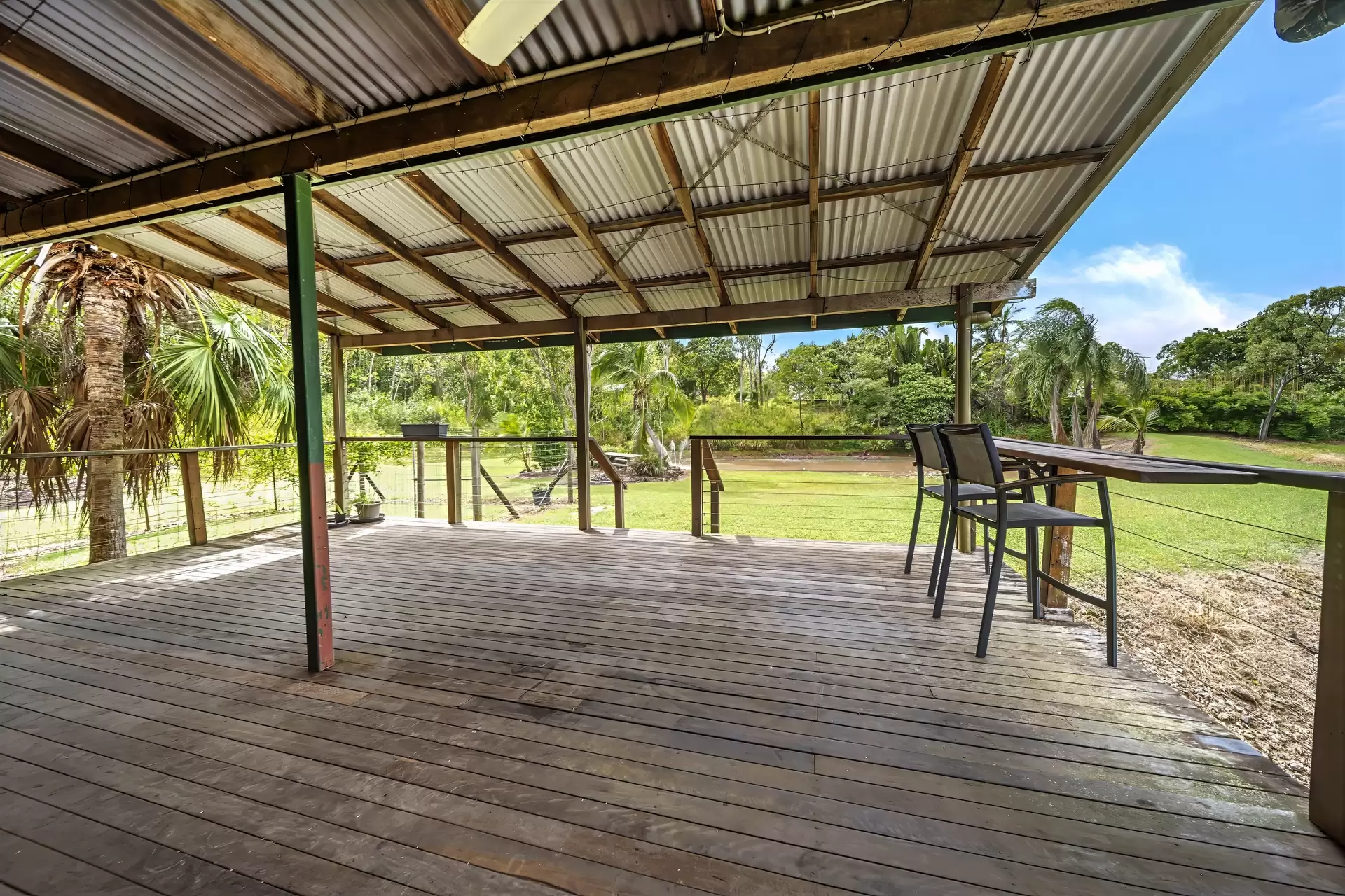 20 Domenica Drive, Sugarloaf Sold by Queensland Sotheby's International Realty - image 1