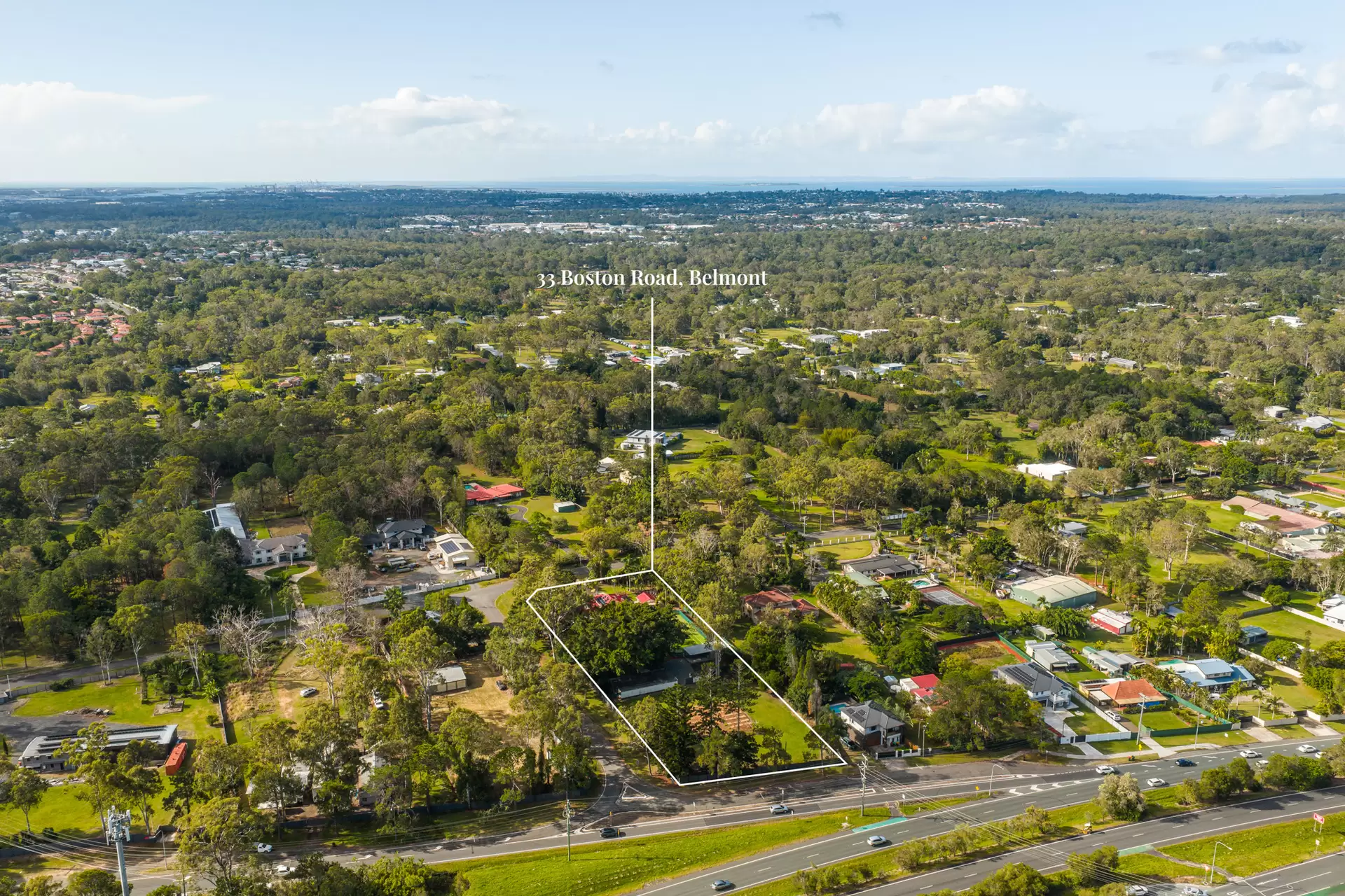 33 Boston Road, Belmont For Sale by Queensland Sotheby's International Realty - image 1
