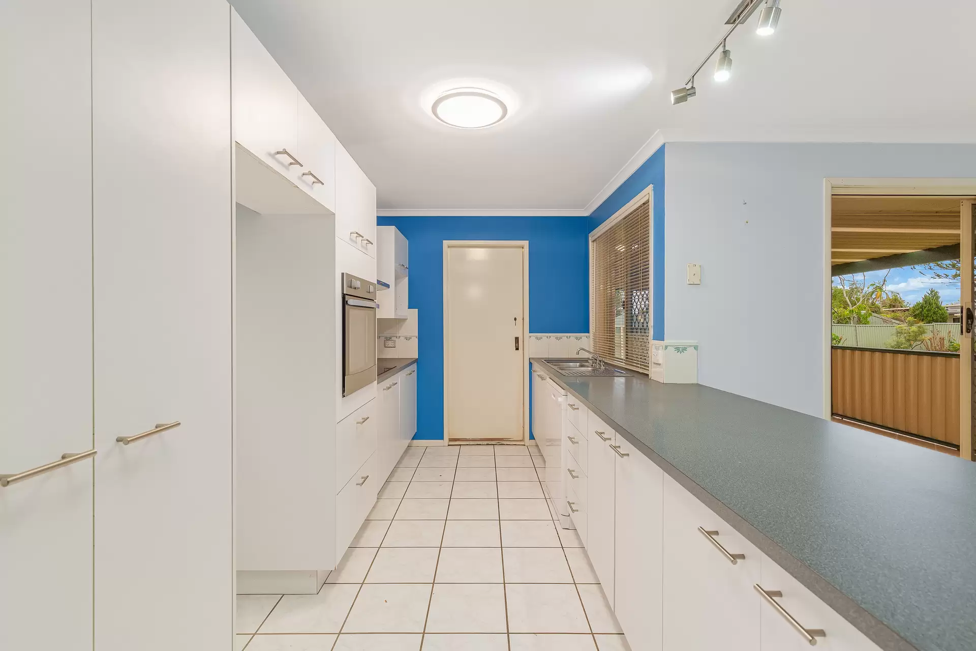 20 Hickory Drive, Narangba Sold by Queensland Sotheby's International Realty - image 1