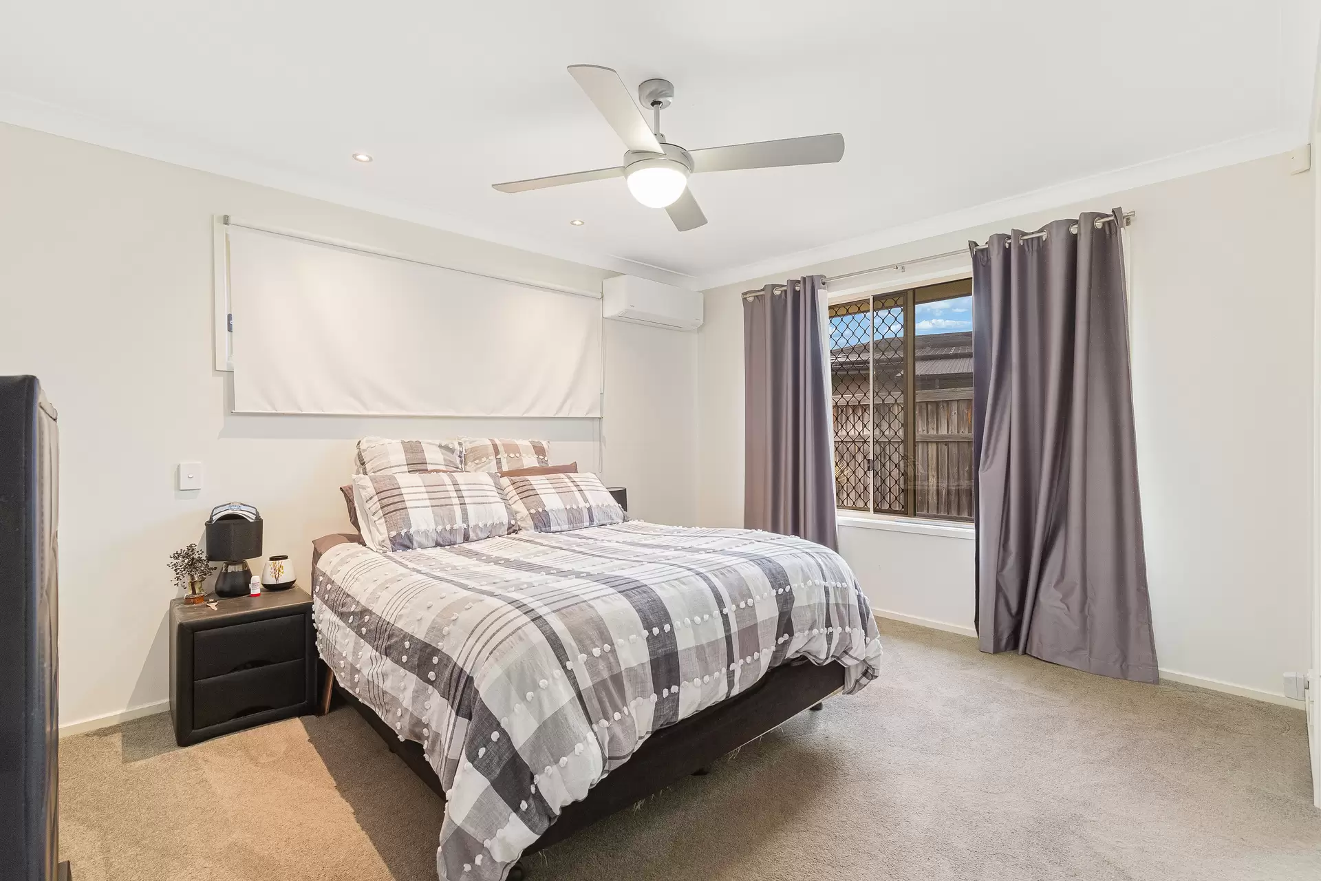 28 Butternut Circuit, Thornlands Sold by Queensland Sotheby's International Realty - image 1