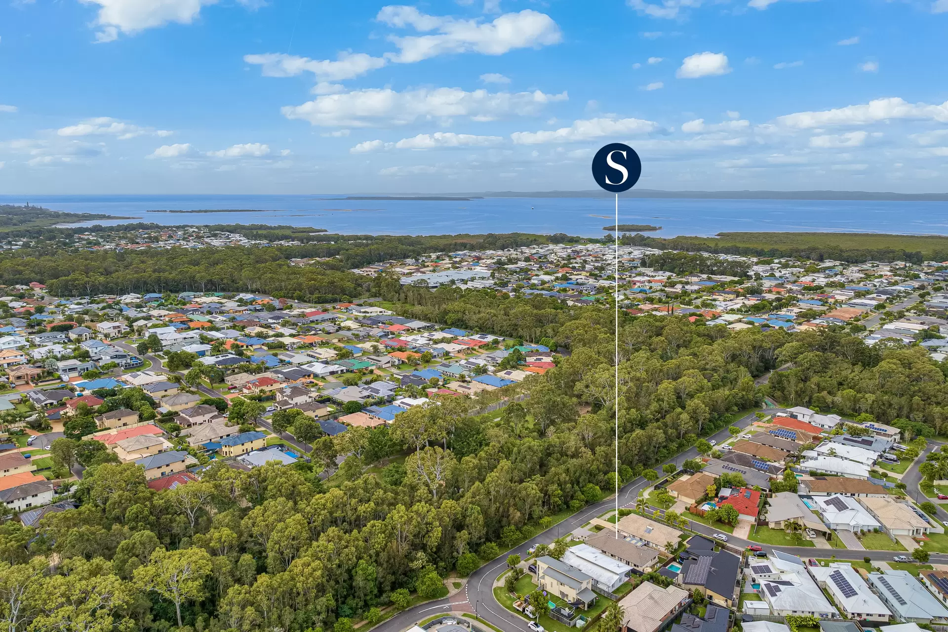 28 Butternut Circuit, Thornlands Sold by Queensland Sotheby's International Realty - image 1