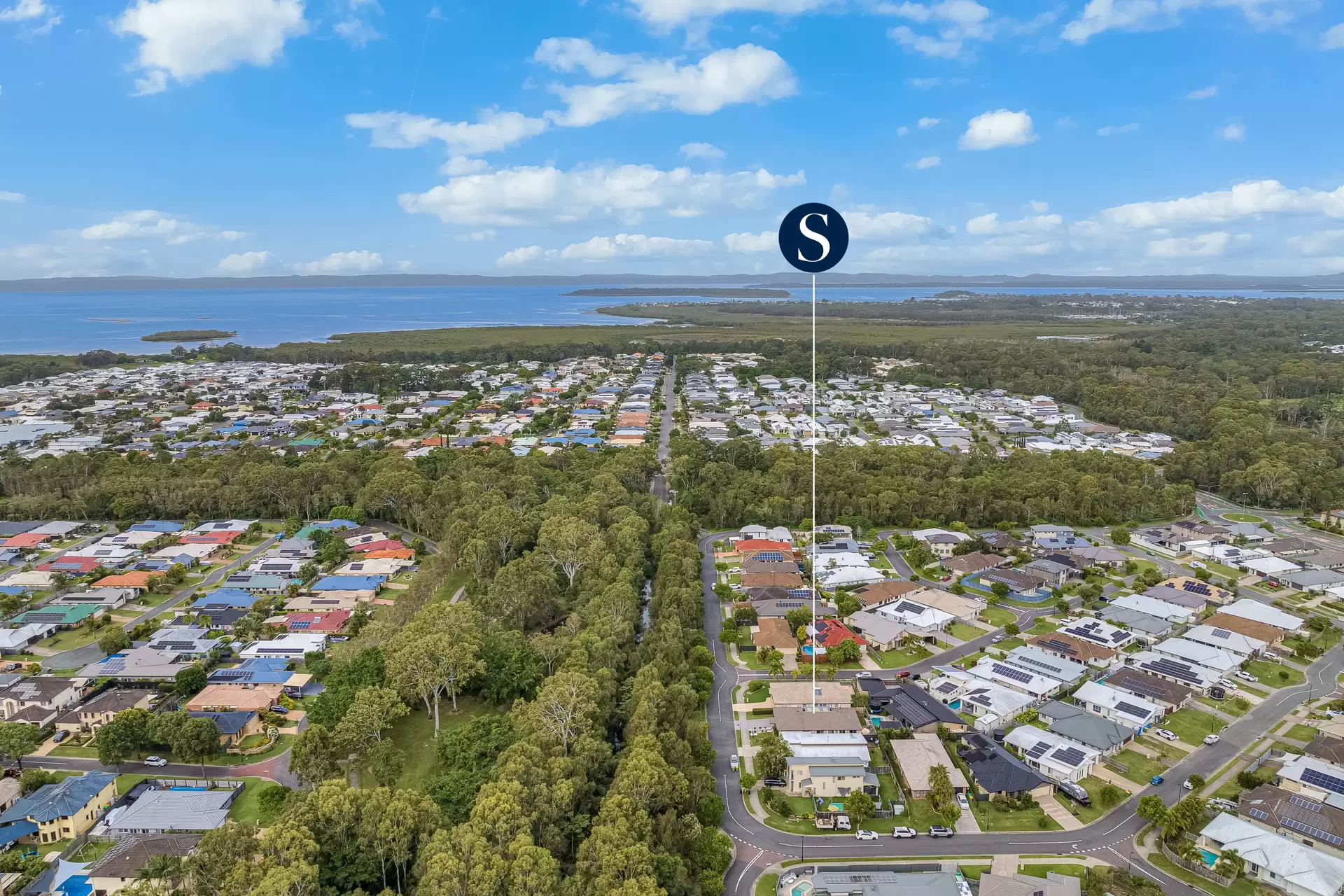 28 Butternut Circuit, Thornlands Sold by Queensland Sotheby's International Realty - image 1