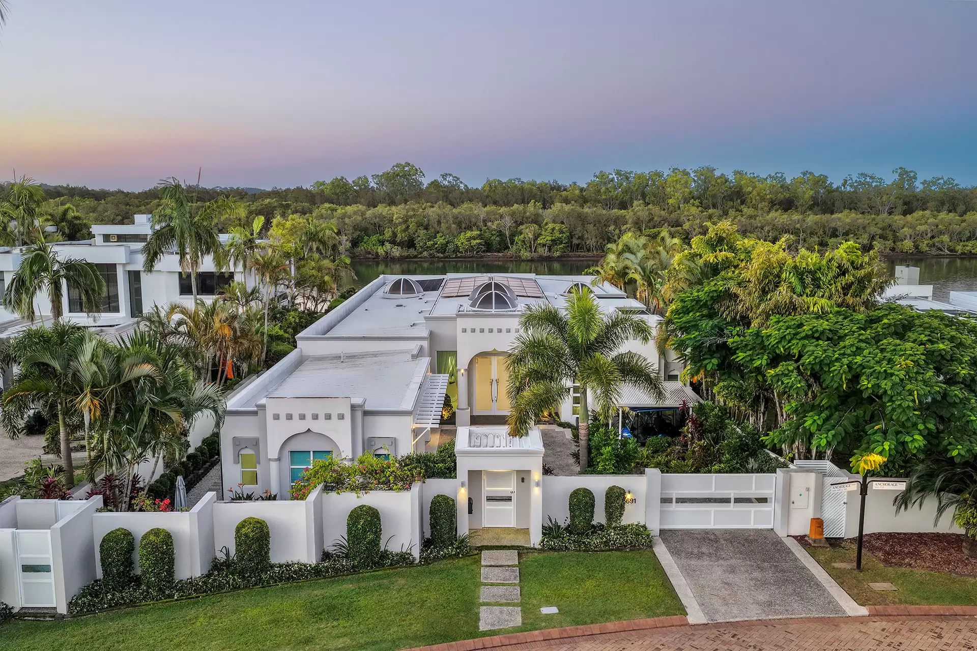 5691 Anchorage Terrace, Sanctuary Cove For Sale by Queensland Sotheby's International Realty - image 1