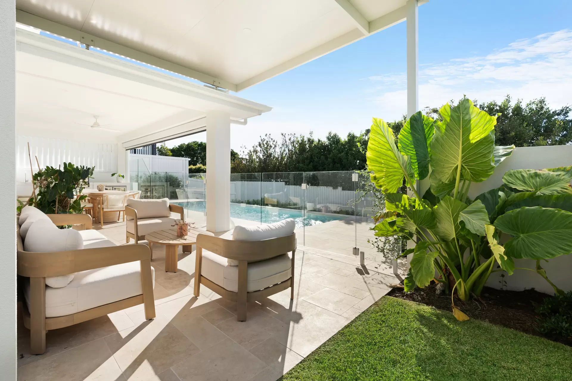 2 Bronze Wing Circuit, Peregian Springs Sold by Queensland Sotheby's International Realty - image 1