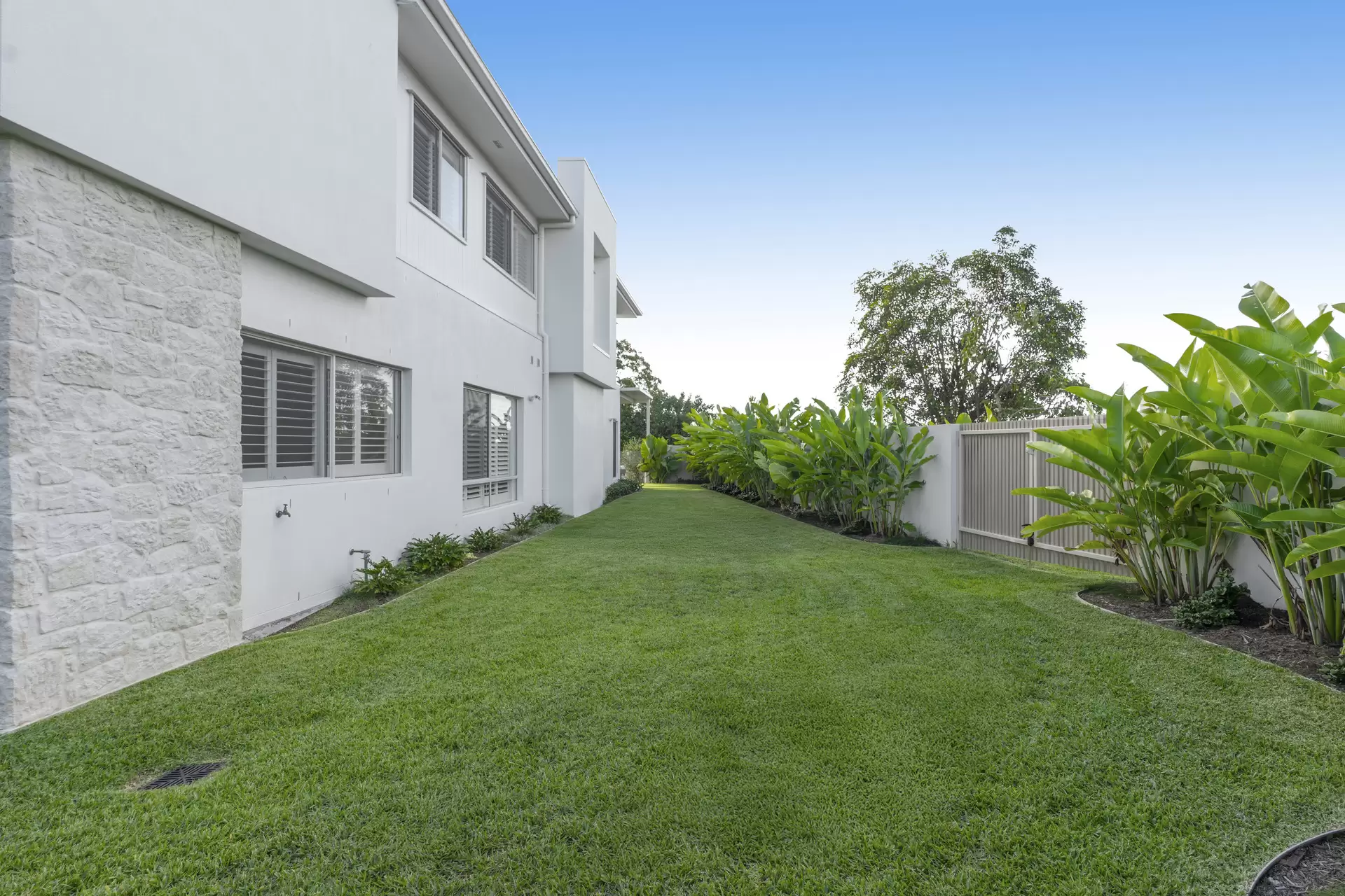 2 Bronze Wing Circuit, Peregian Springs Sold by Queensland Sotheby's International Realty - image 1