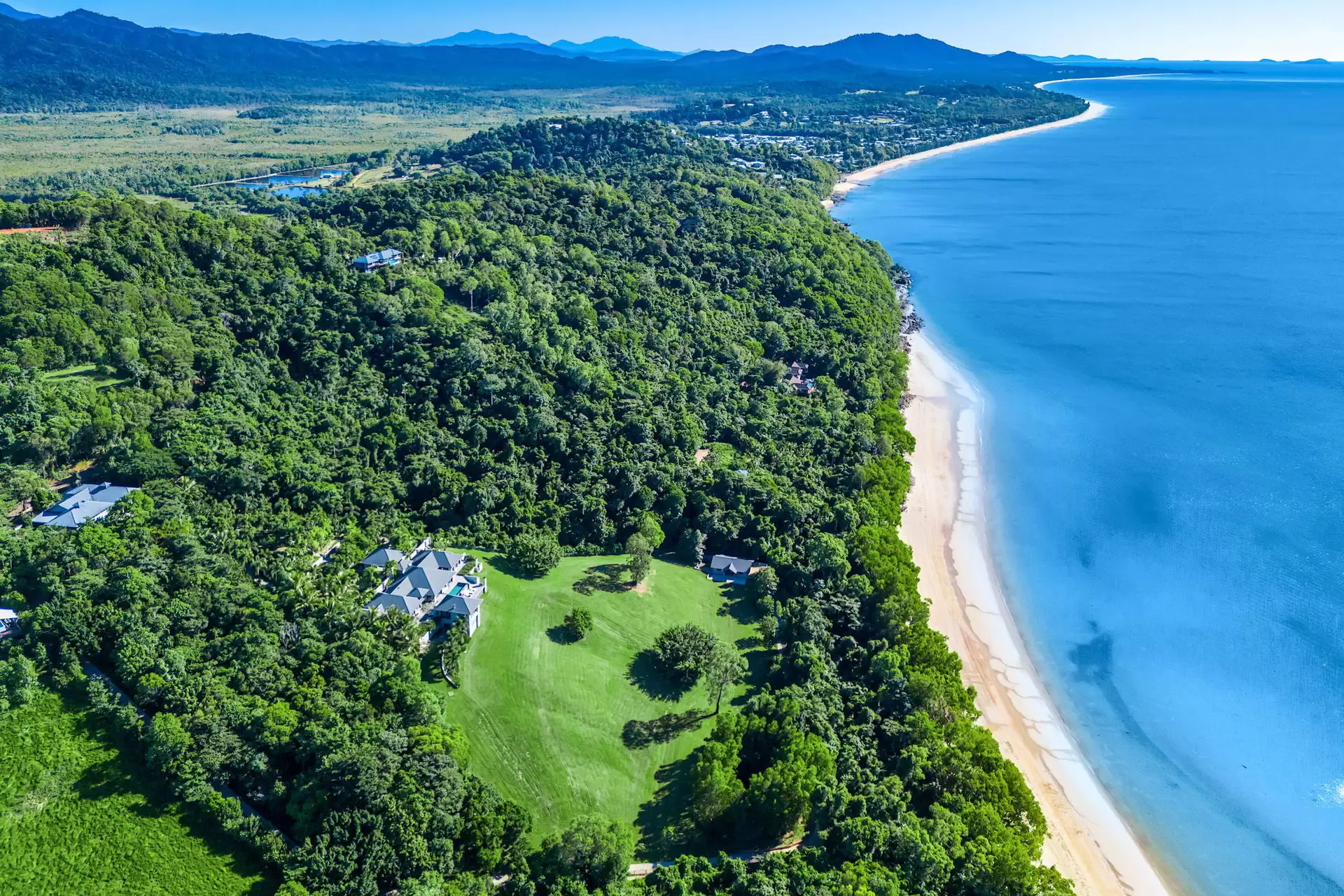 8/73 Explorers Drive, South Mission Beach For Sale by Queensland Sotheby's International Realty - image 1