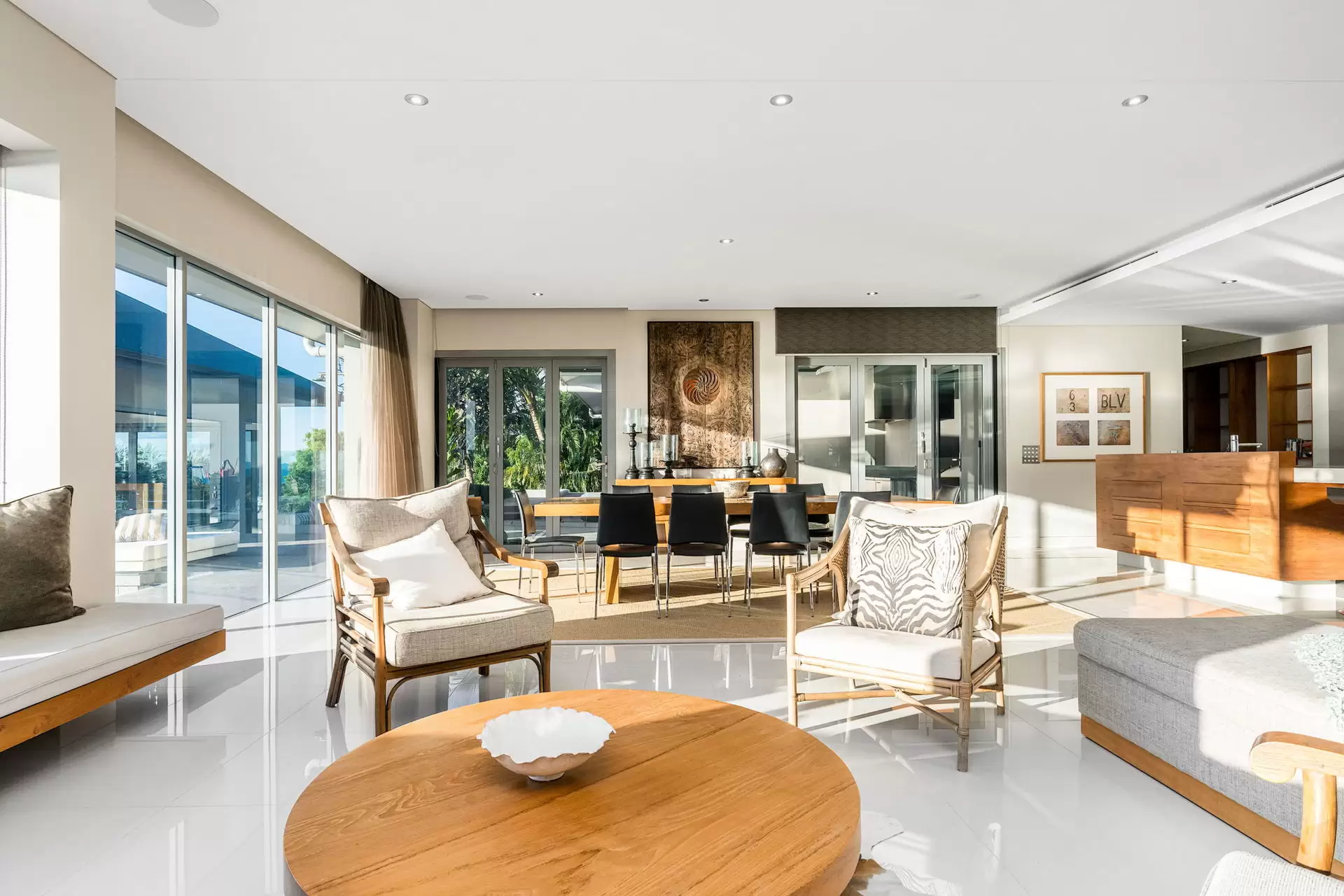 8/73 Explorers  Drive, South Mission Beach For Sale by Queensland Sotheby's International Realty - image 1