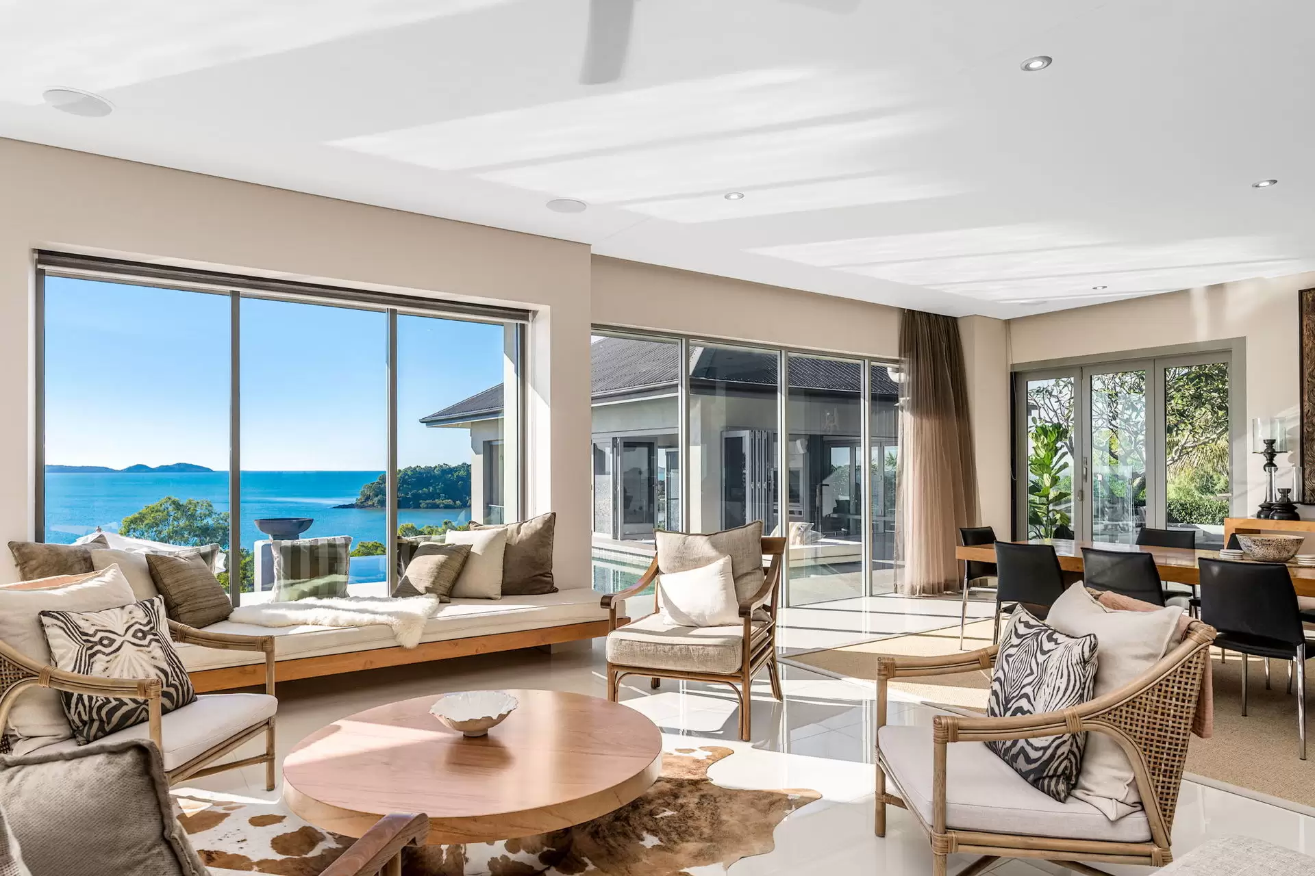 8/73 Explorers Drive, South Mission Beach For Sale by Queensland Sotheby's International Realty - image 1