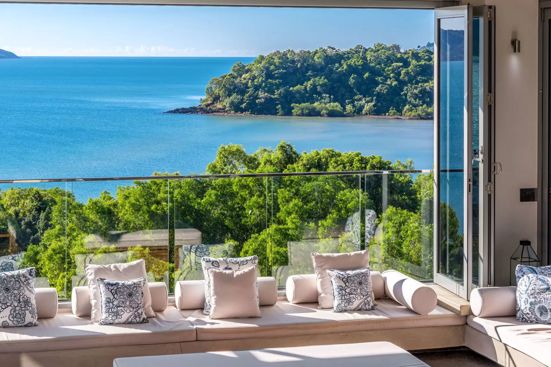 8/73 Explorers Drive, South Mission Beach For Sale by Queensland Sotheby's International Realty - image 1