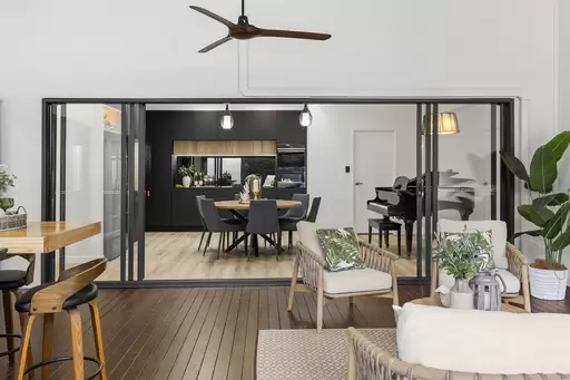 23 Myrtle Place, Mountain Creek For Sale by 