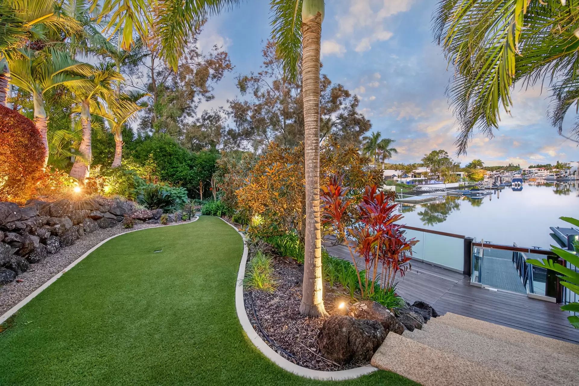7020 Riverview Crescent, Sanctuary Cove For Sale by Queensland Sotheby's International Realty - image 1
