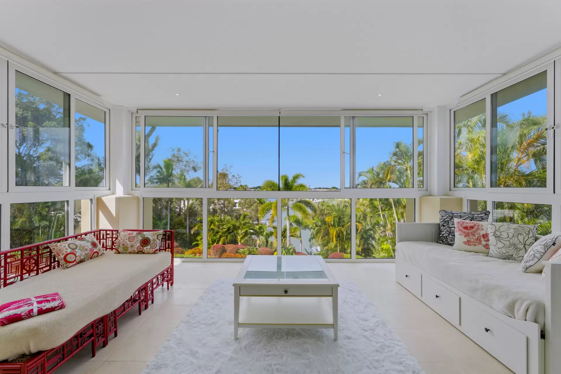 7020 Riverview Crescent, Sanctuary Cove For Sale by Queensland Sotheby's International Realty - image 1