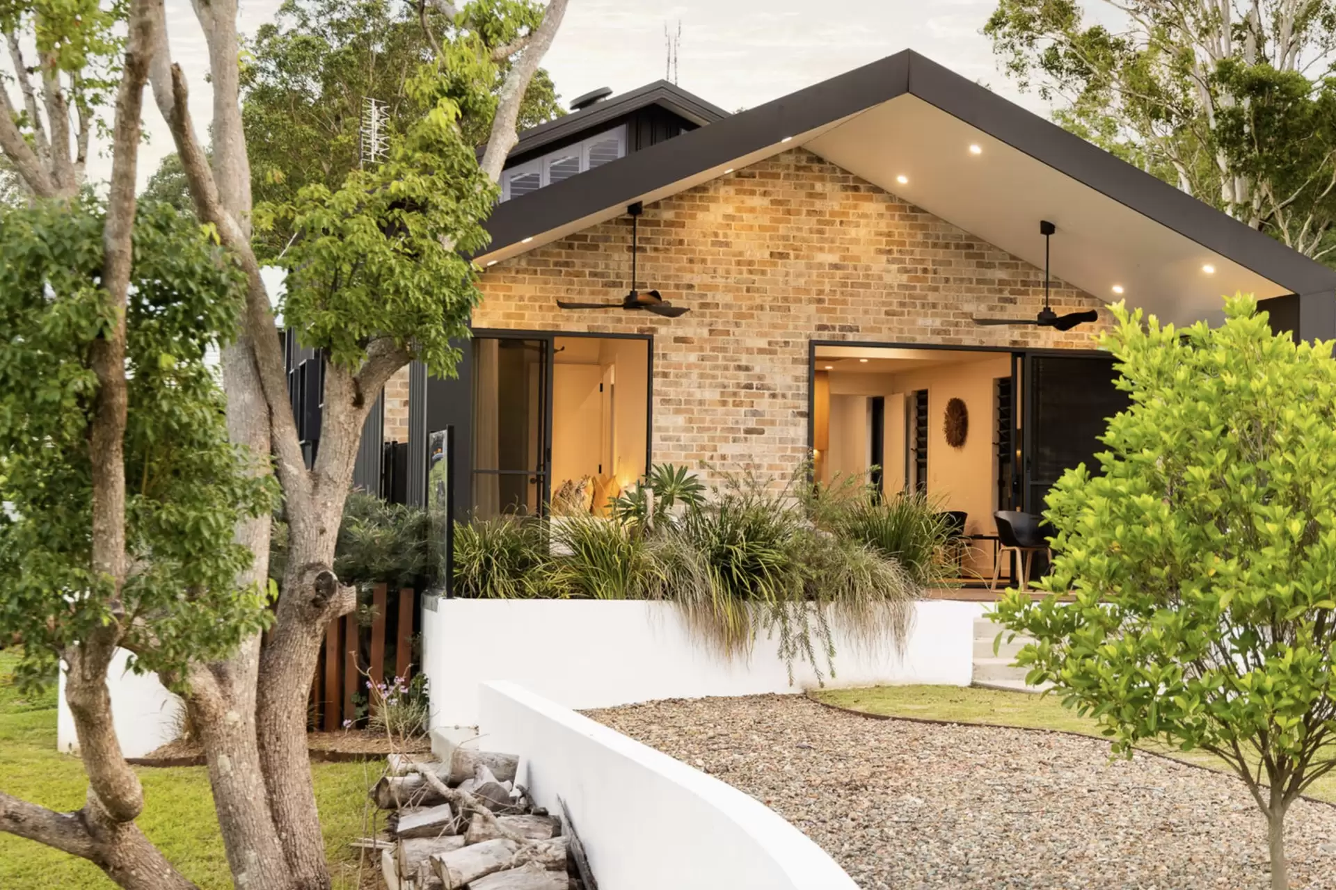 60 Yvonne Street, Highworth For Sale by Queensland Sotheby's International Realty - image 1