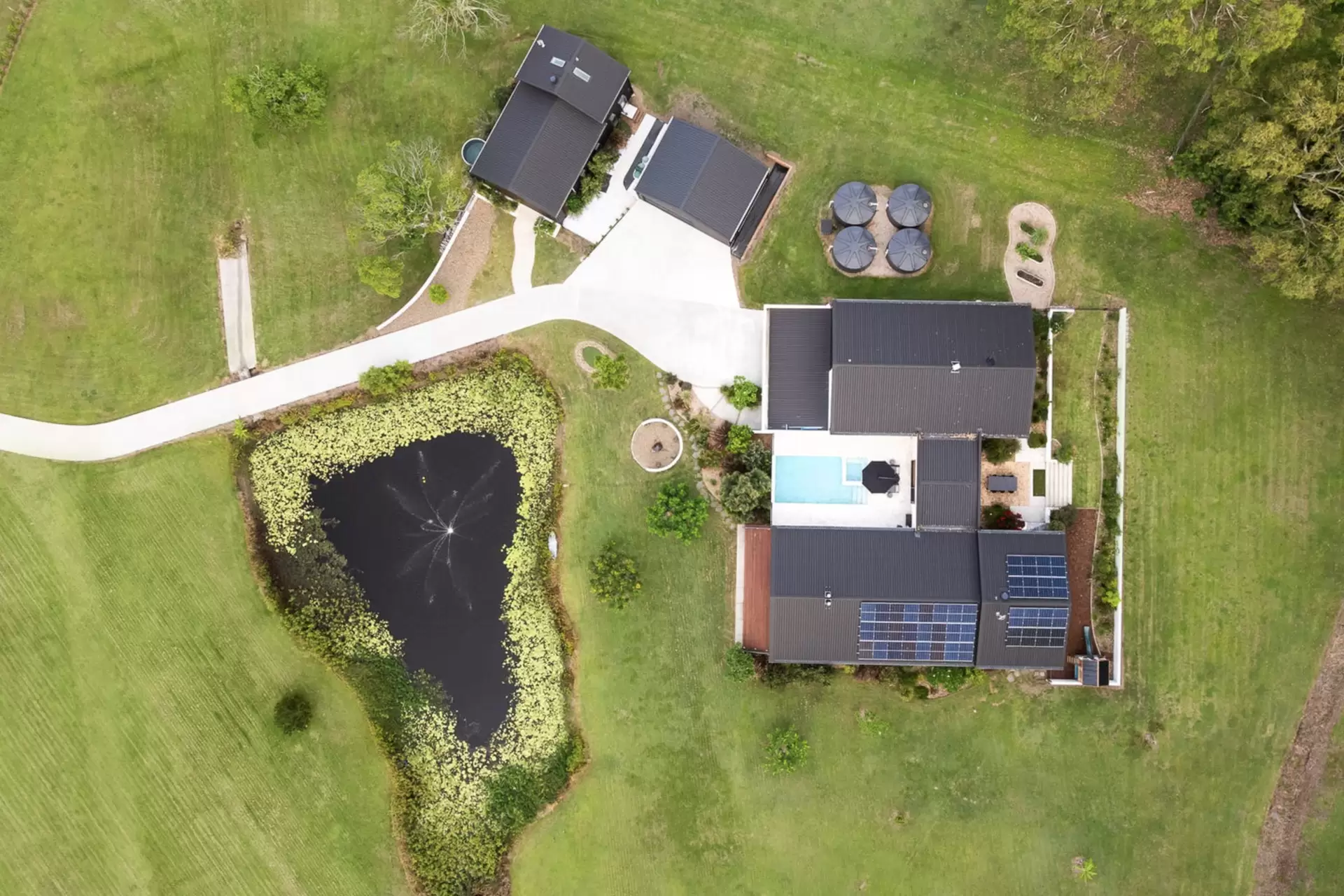 60 Yvonne Street, Highworth For Sale by Queensland Sotheby's International Realty - image 1