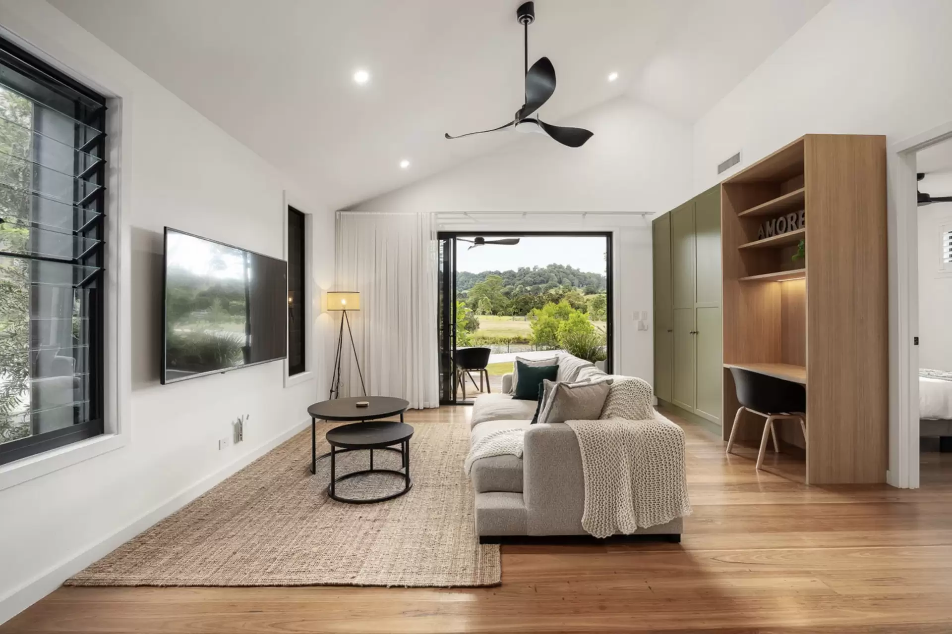 60 Yvonne Street, Highworth For Sale by Queensland Sotheby's International Realty - image 1