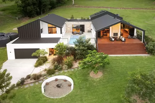 60 Yvonne Street, Highworth For Sale by Queensland Sotheby's International Realty