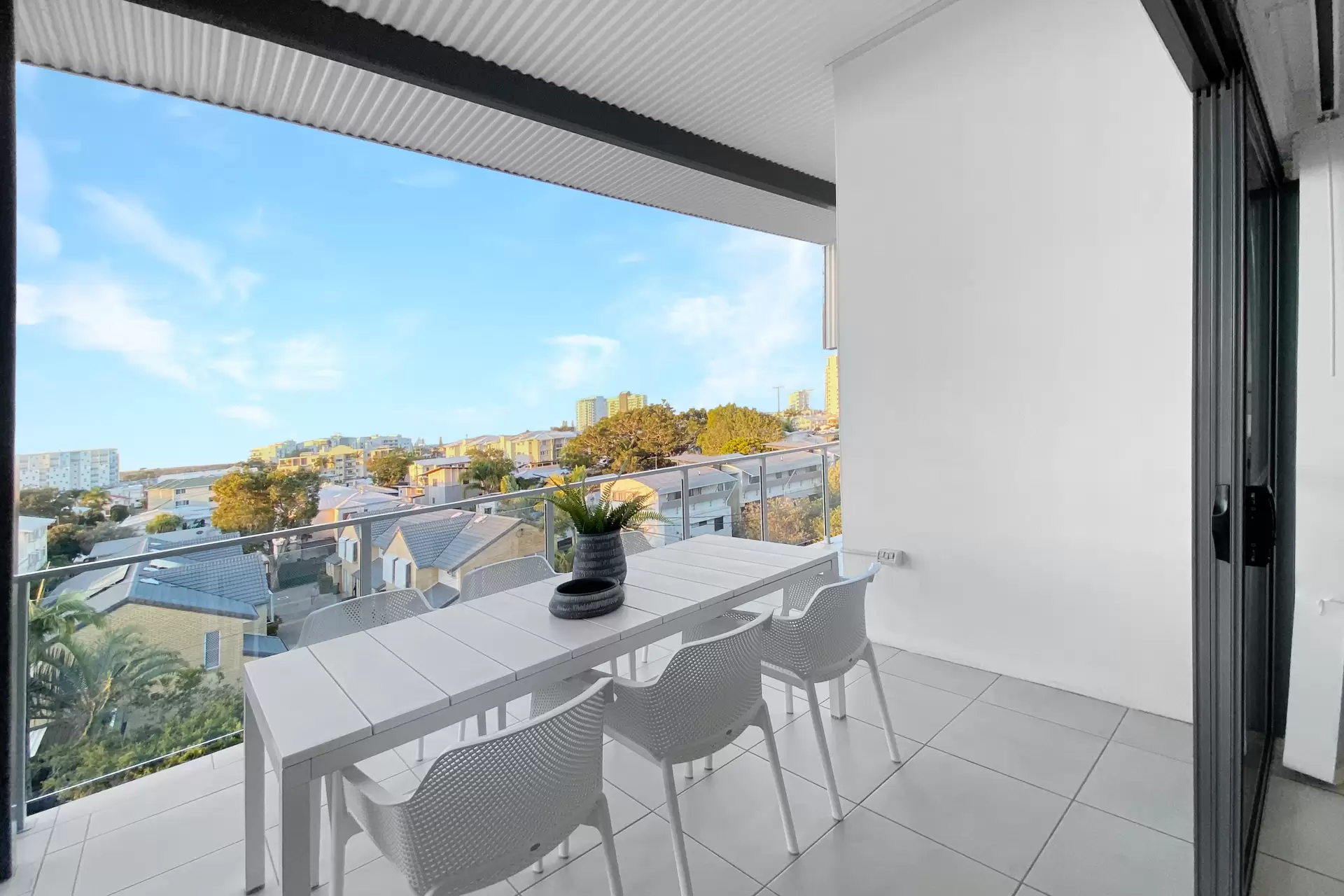 11/57 Kingsford Smith Parade, Maroochydore For Sale by  - image 1