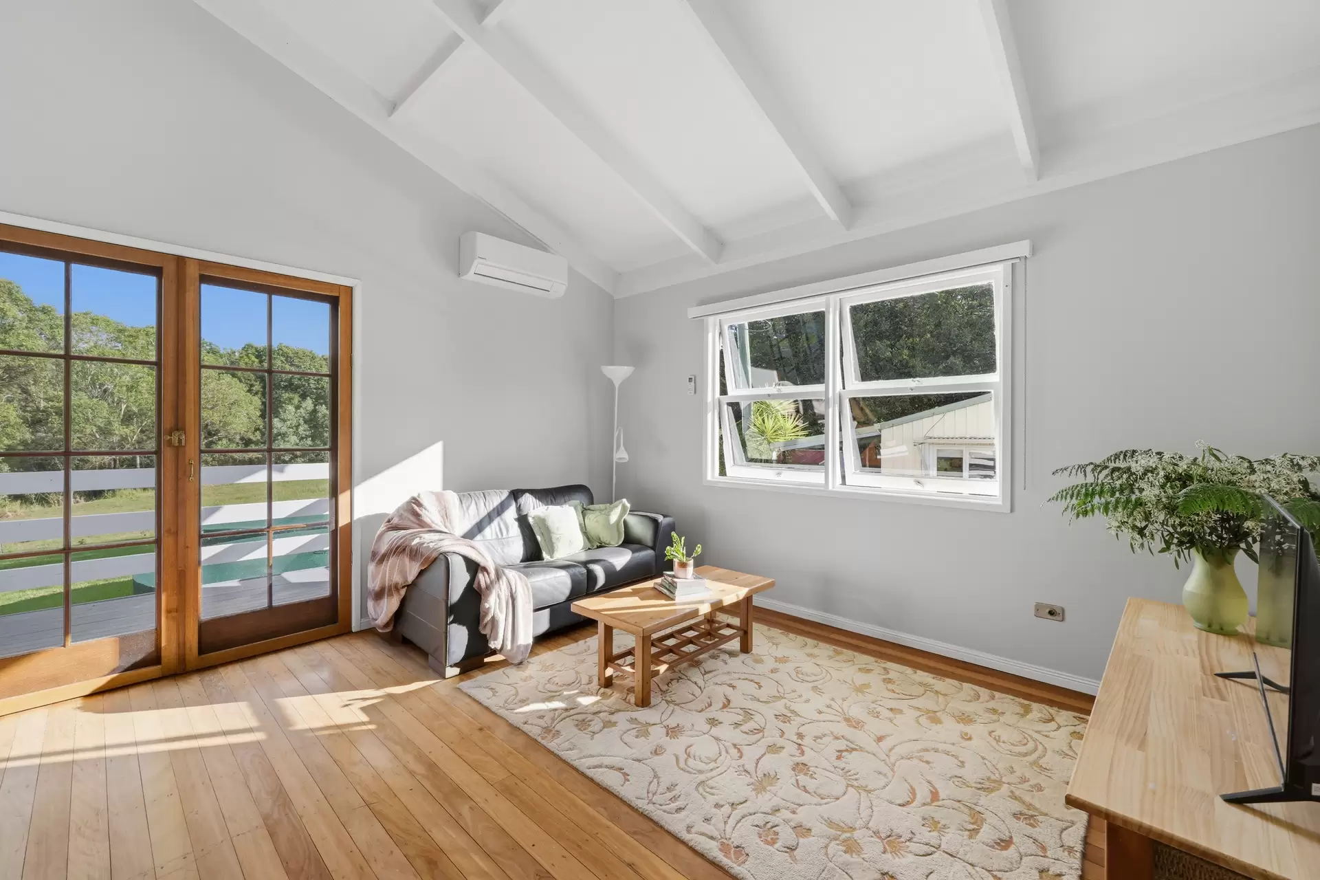59 Billiau Road, Guanaba Sold by  - image 1