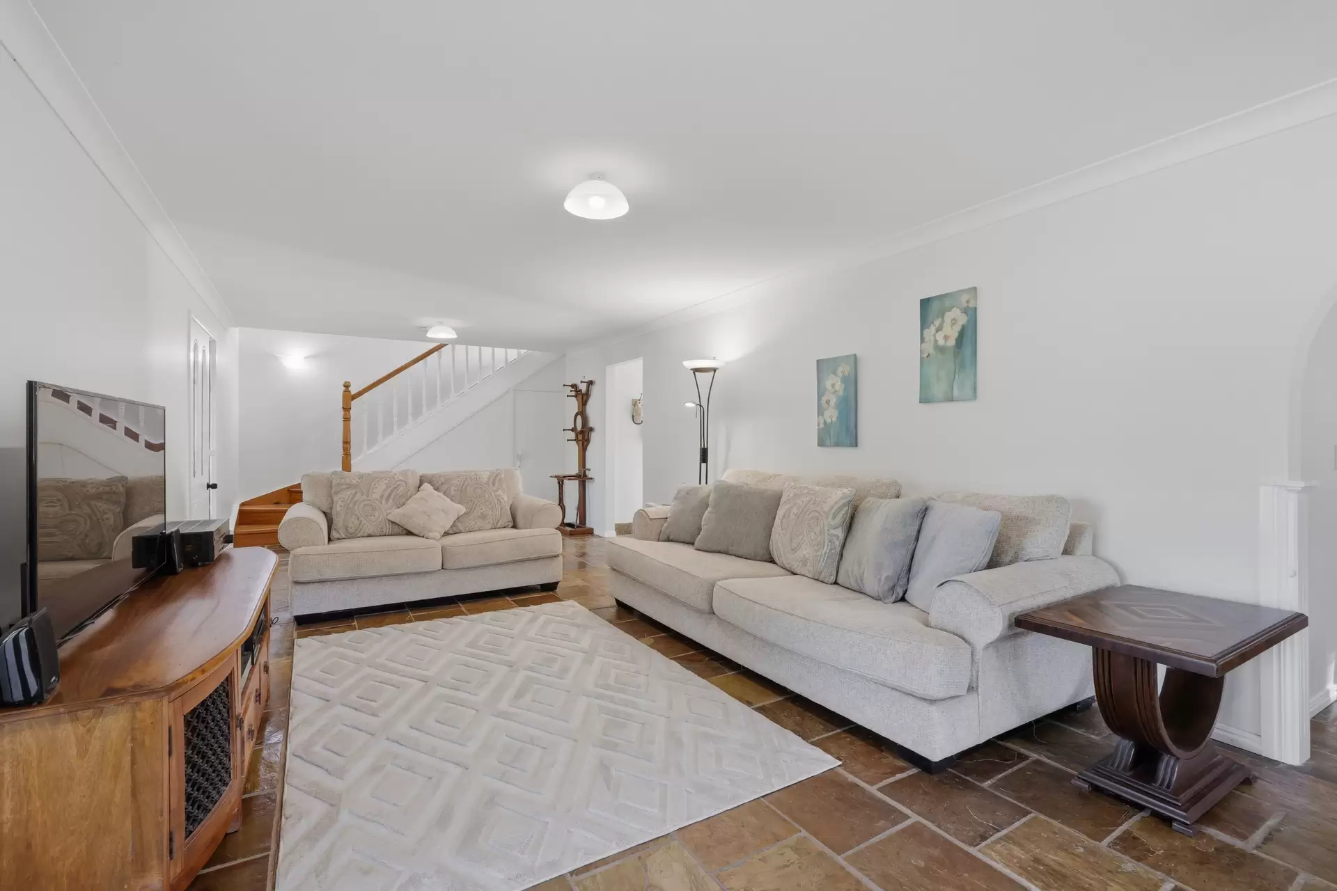 59 Billiau Road, Guanaba Sold by  - image 1