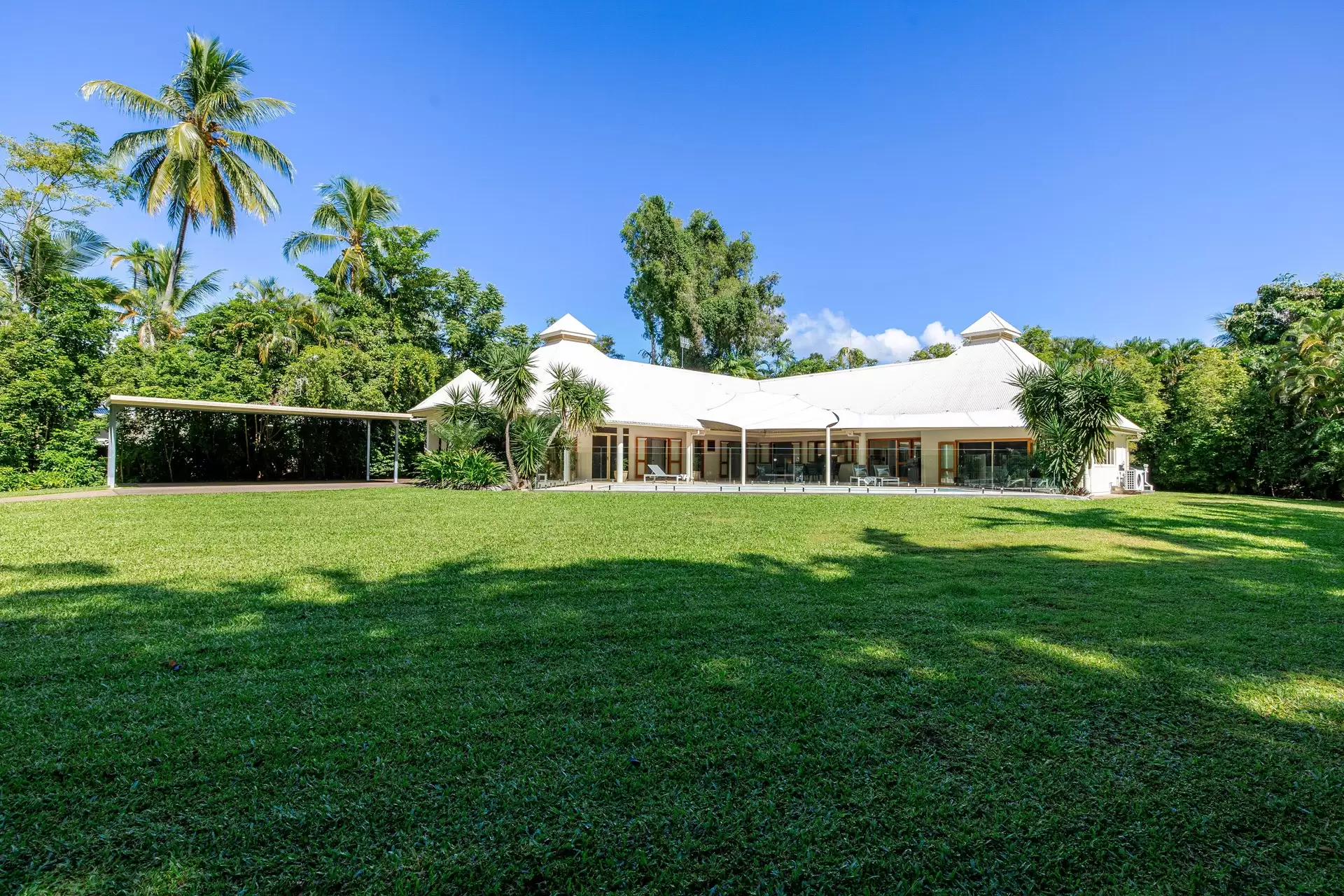 45-47 Nautilus Street, Port Douglas For Sale by Queensland Sotheby's International Realty - image 1
