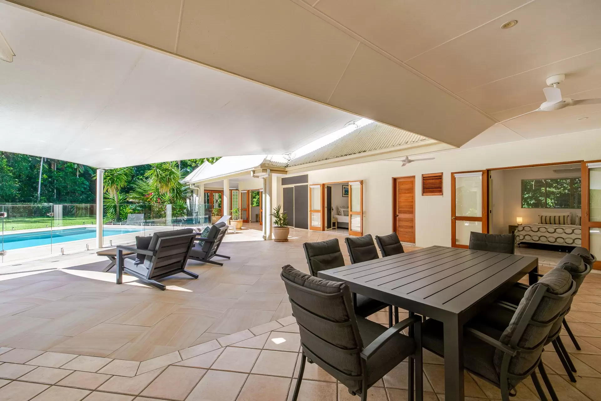 45-47 Nautilus Street, Port Douglas For Sale by Queensland Sotheby's International Realty - image 1