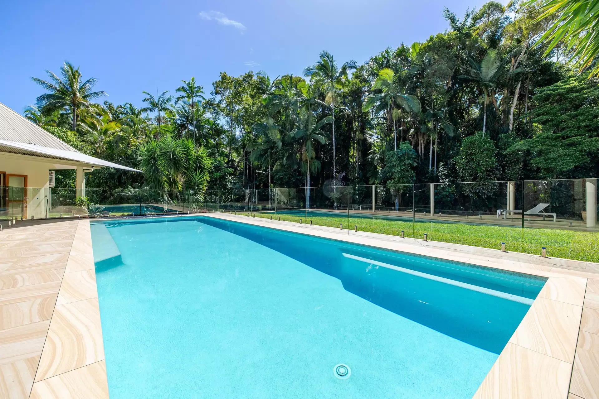 45-47 Nautilus Street, Port Douglas For Sale by Queensland Sotheby's International Realty - image 1