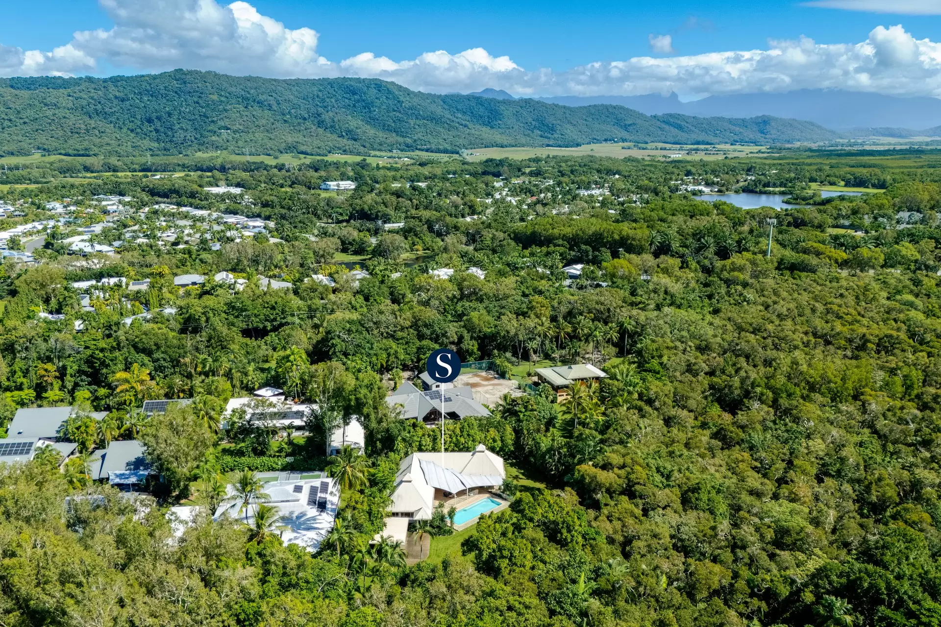 45-47 Nautilus Street, Port Douglas For Sale by Queensland Sotheby's International Realty - image 1
