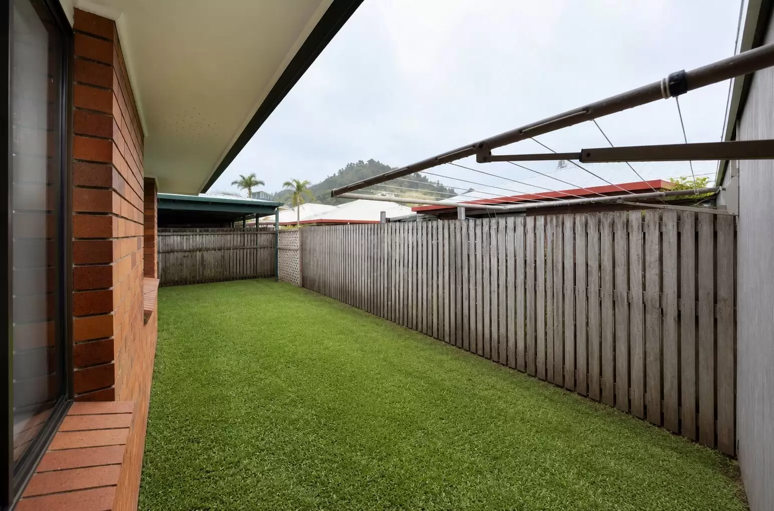 8/20 Pandanus Drive, Cannonvale For Sale by Queensland Sotheby's International Realty - image 1