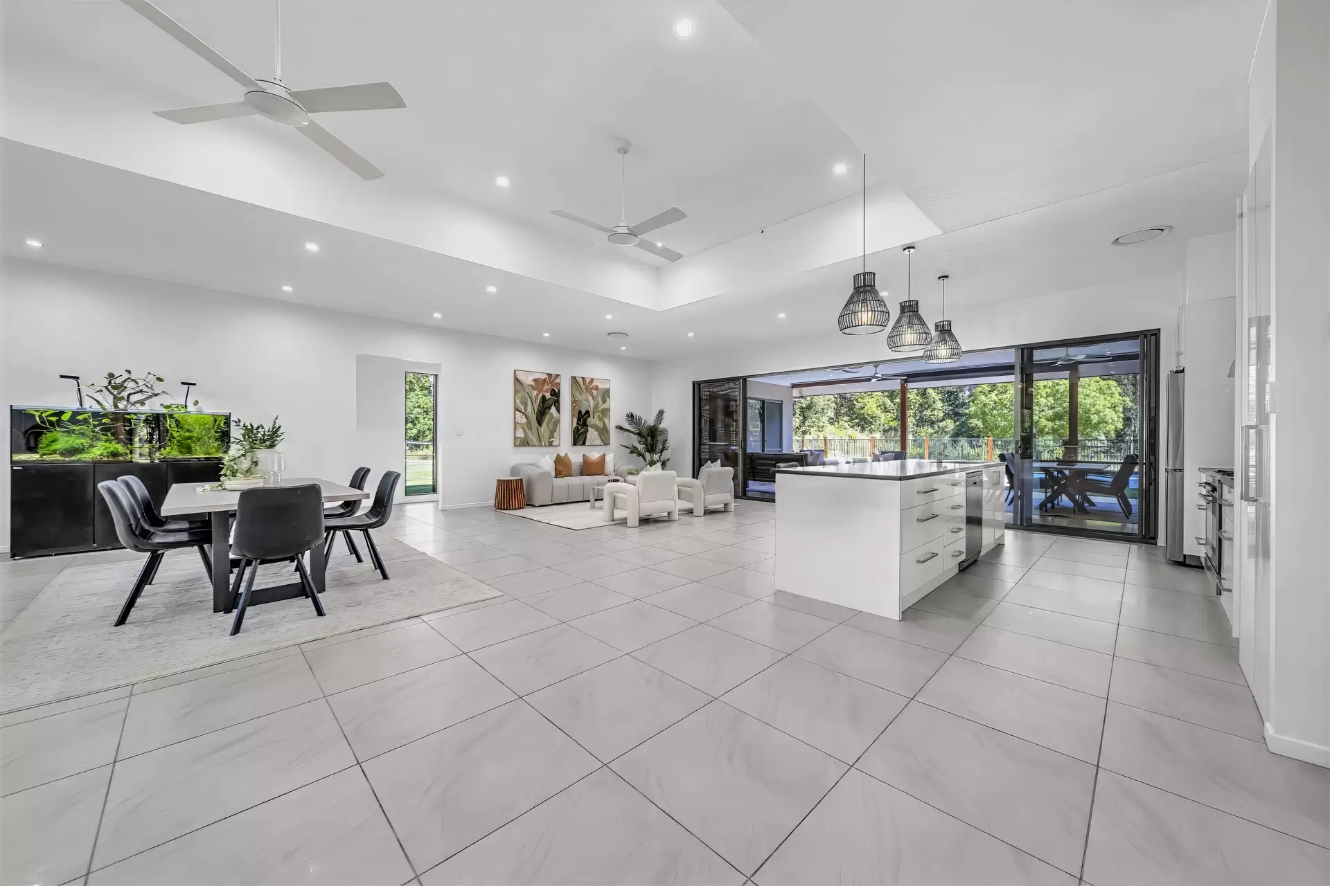 21 Mila Drive, Woodwark For Sale by  - image 1