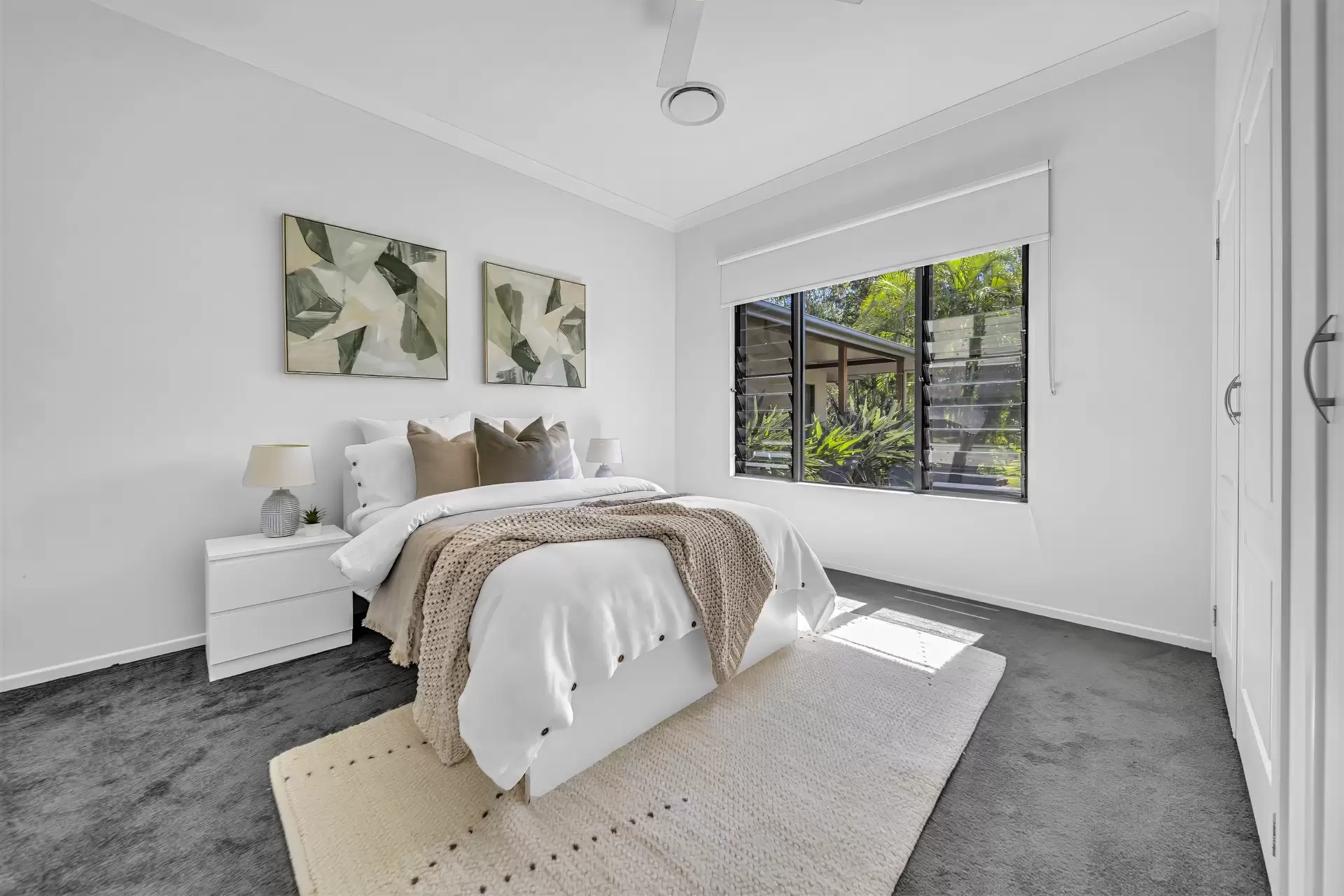 21 Mila Drive, Woodwark Sold by Queensland Sotheby's International Realty - image 1