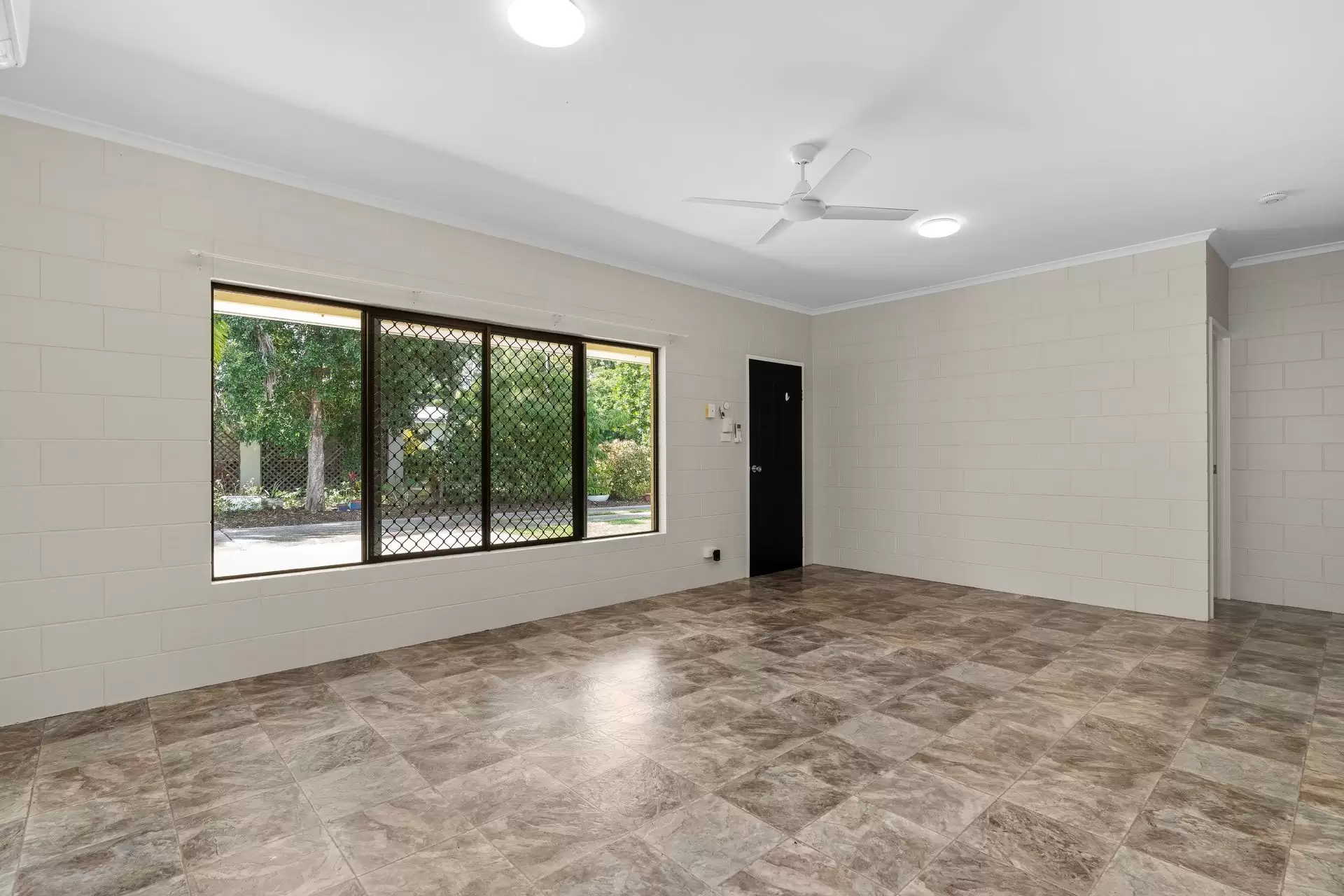 1/15 Melaleuca Drive, Cooya Beach For Sale by  - image 1