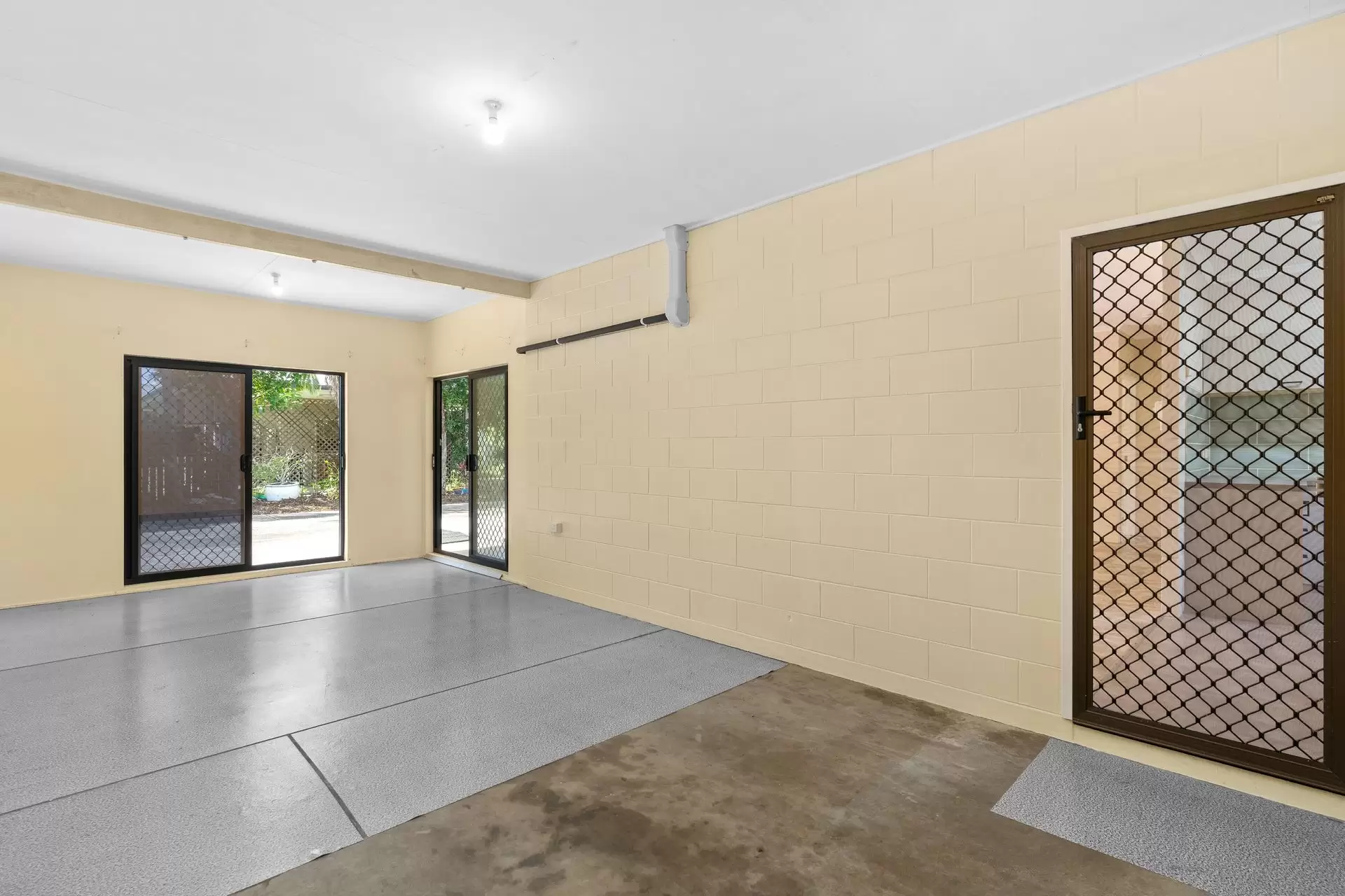 1/15 Melaleuca Drive, Cooya Beach For Sale by  - image 1