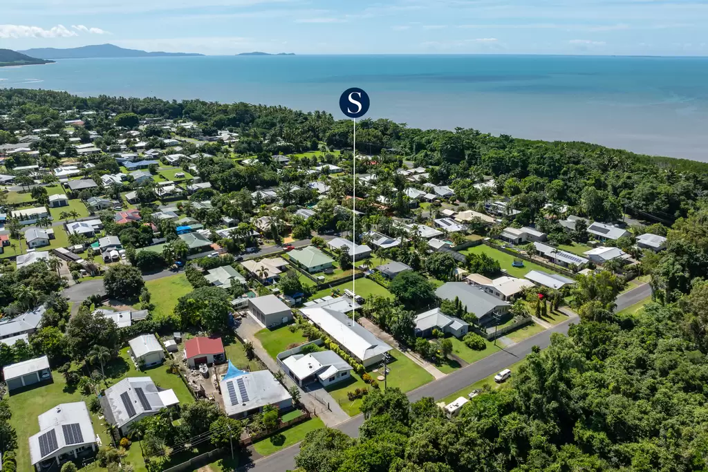 2/15 Melaleuca Drive, Cooya Beach Sold by Queensland Sotheby's International Realty