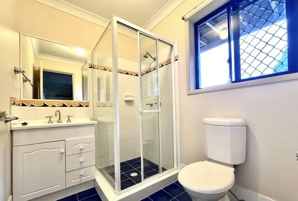 607 Miles Platting Road, Rochedale For Sale by Queensland Sotheby's International Realty - image 1