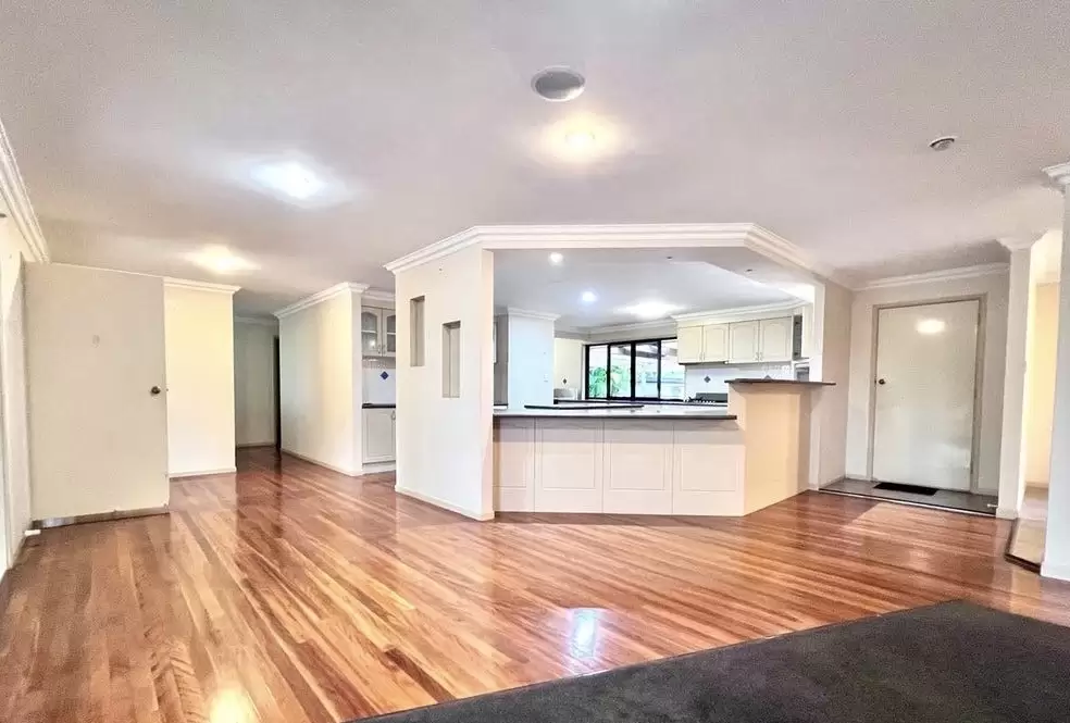 607 Miles Platting Road, Rochedale For Sale by Queensland Sotheby's International Realty - image 1