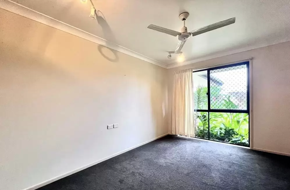 607 Miles Platting Road, Rochedale For Sale by Queensland Sotheby's International Realty - image 1