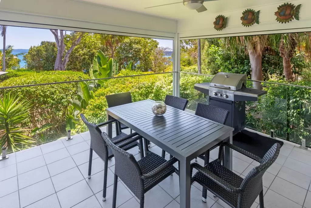 Oasis 25, 5 Banksia Court, Hamilton Island Sold by 