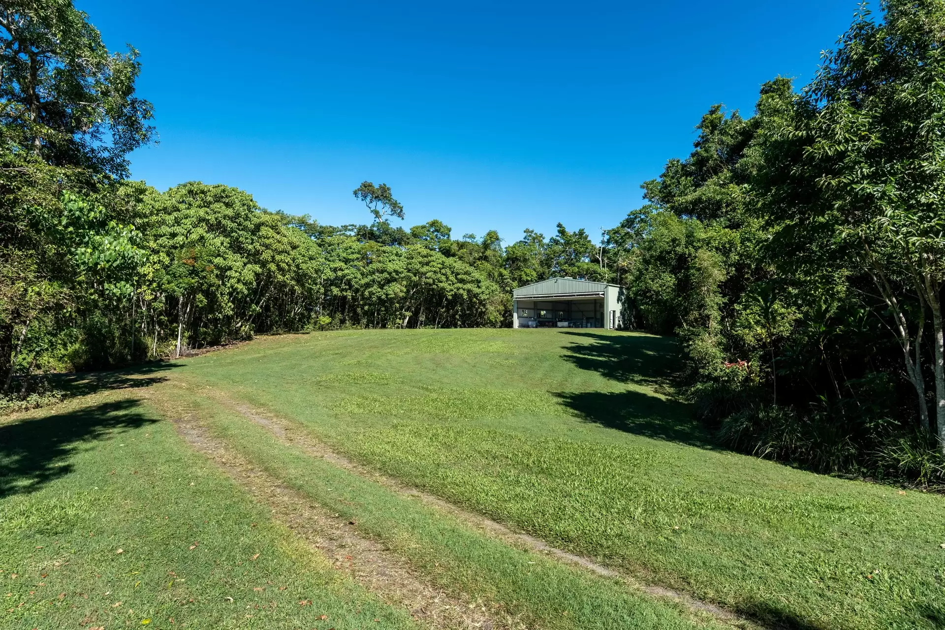 106 Telford Road, Strathdickie For Sale by Queensland Sotheby's International Realty - image 1