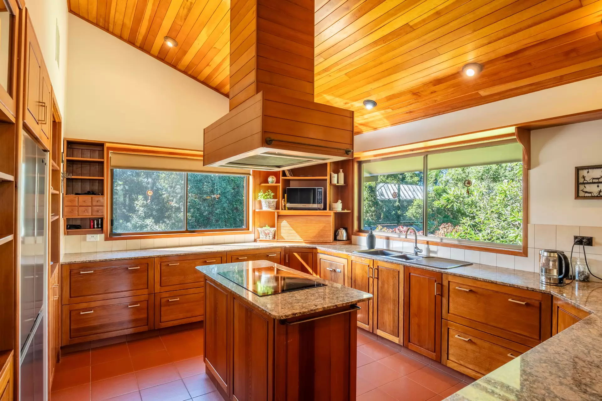 106 Telford Road, Strathdickie For Sale by Queensland Sotheby's International Realty - image 1