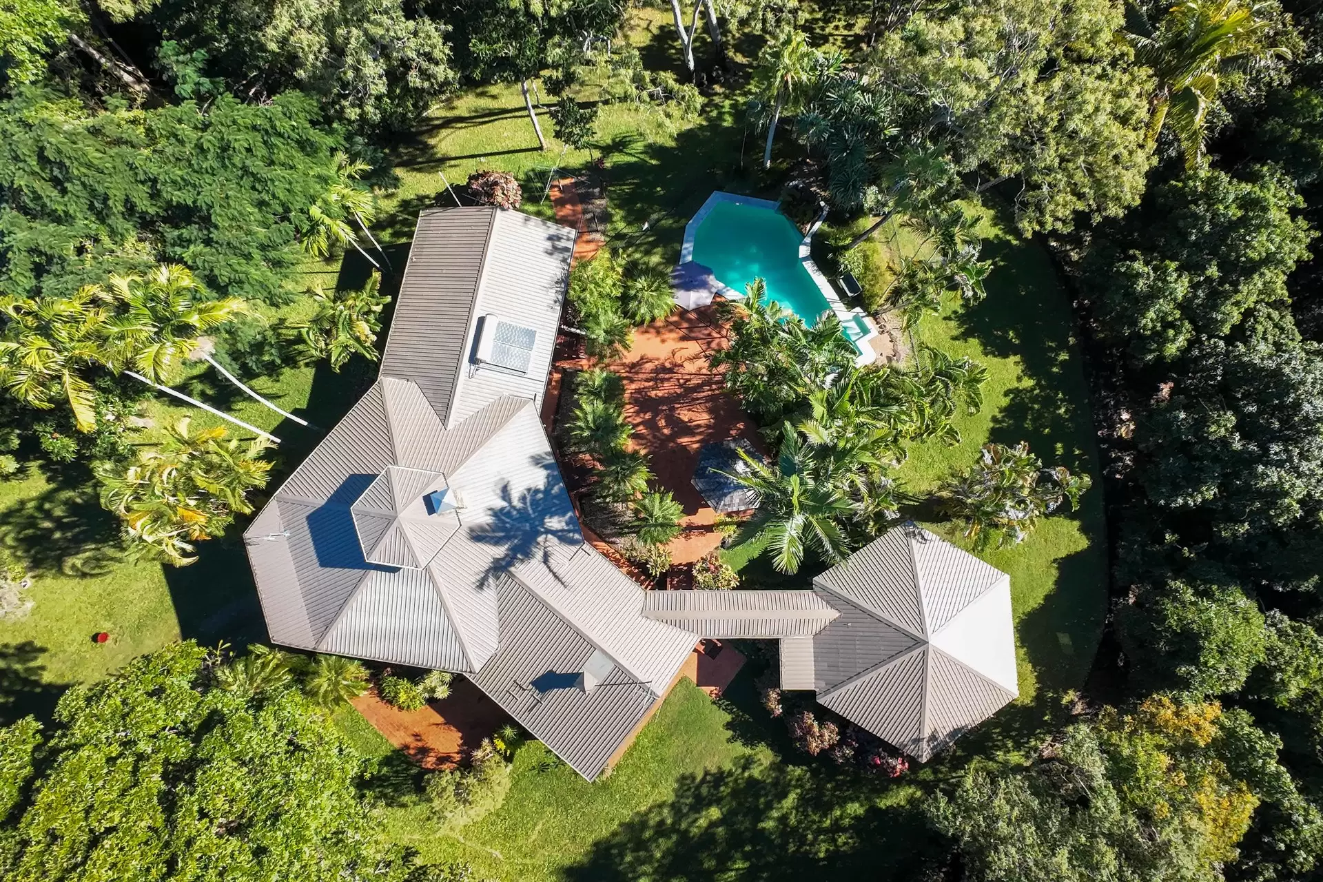 106 Telford Road, Strathdickie For Sale by Queensland Sotheby's International Realty - image 1