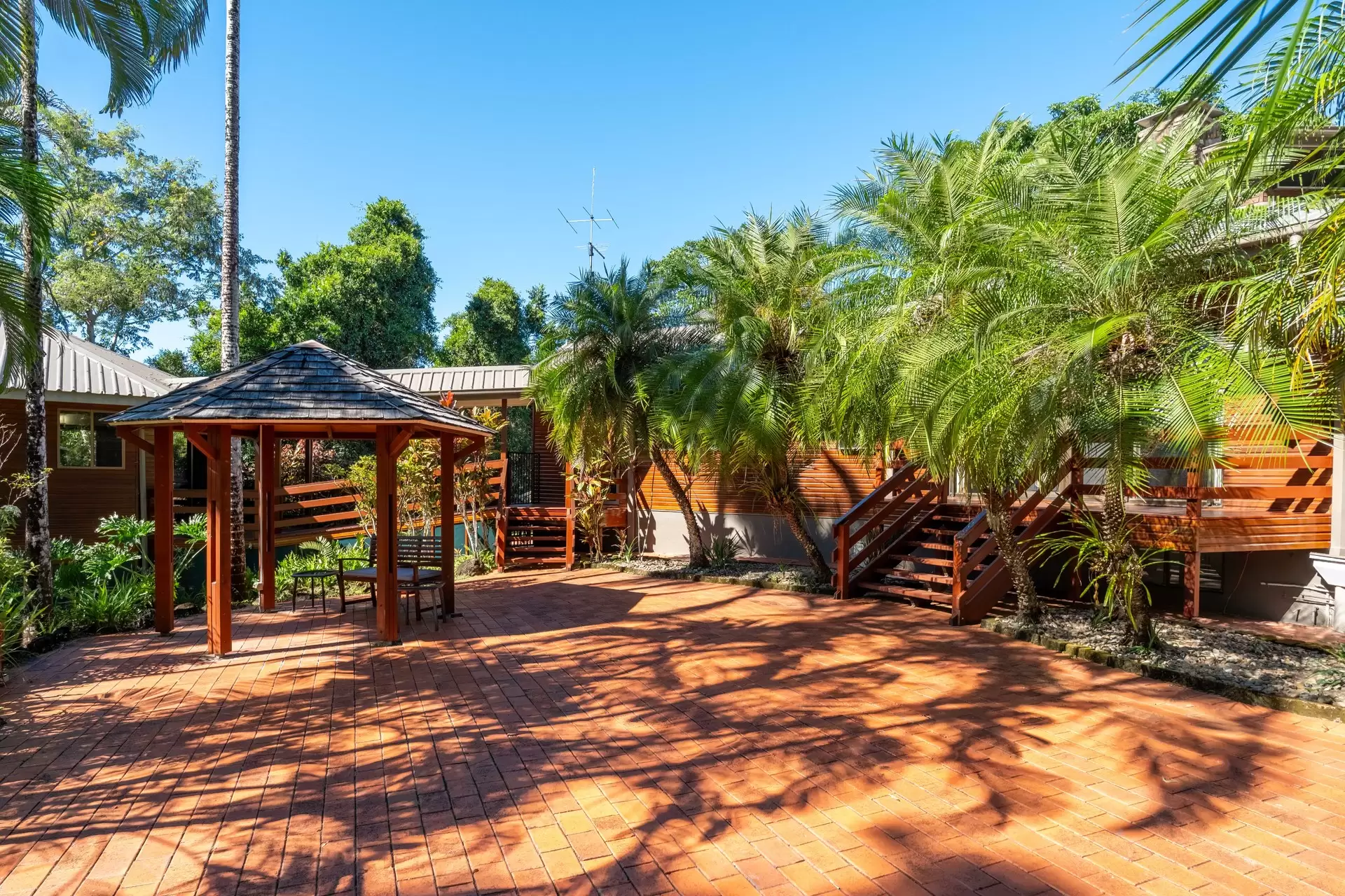 106 Telford Road, Strathdickie For Sale by Queensland Sotheby's International Realty - image 1