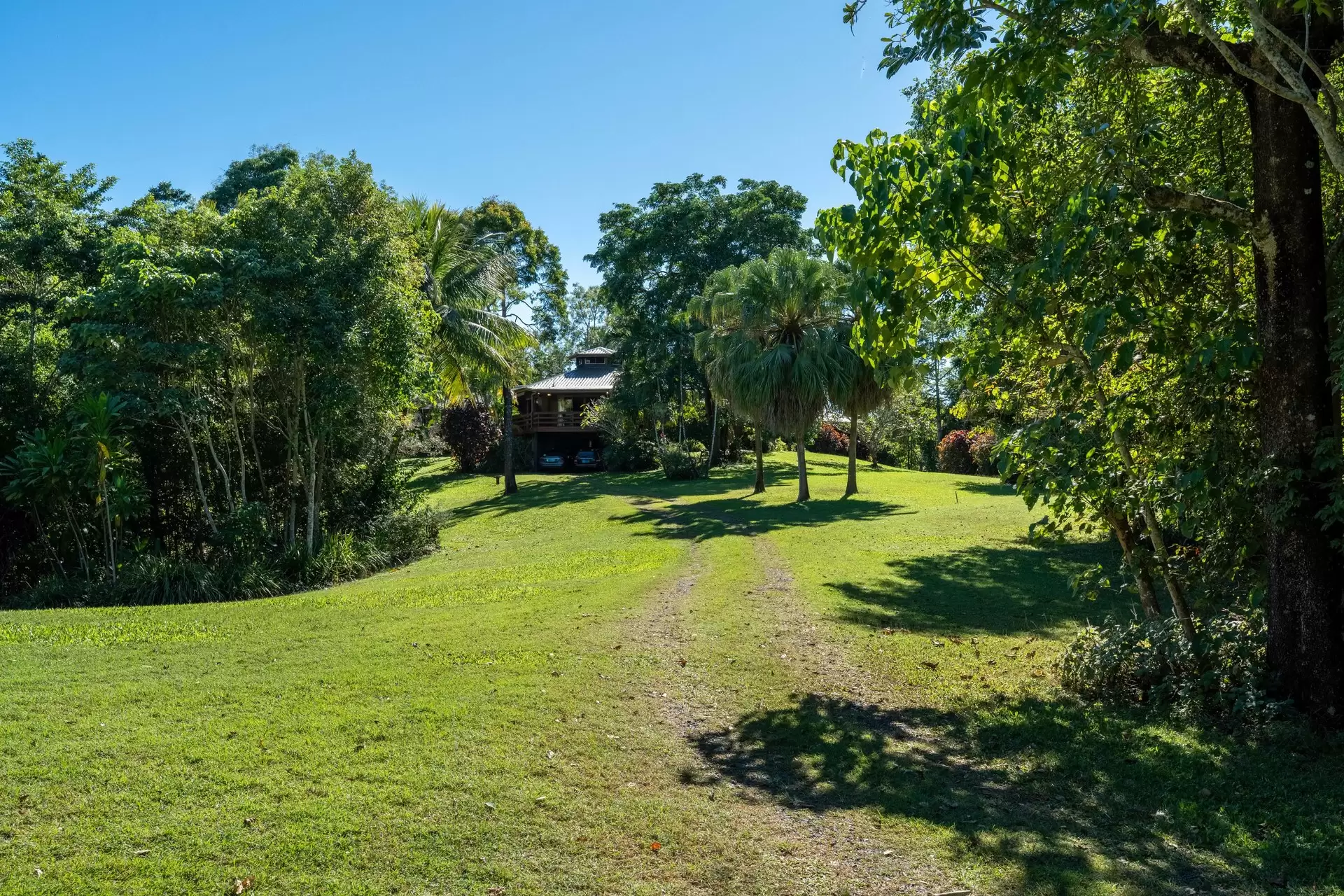 106 Telford Road, Strathdickie For Sale by Queensland Sotheby's International Realty - image 1