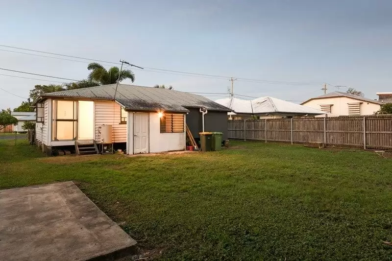 60 Faust Street, Proserpine For Sale by Queensland Sotheby's International Realty - image 1