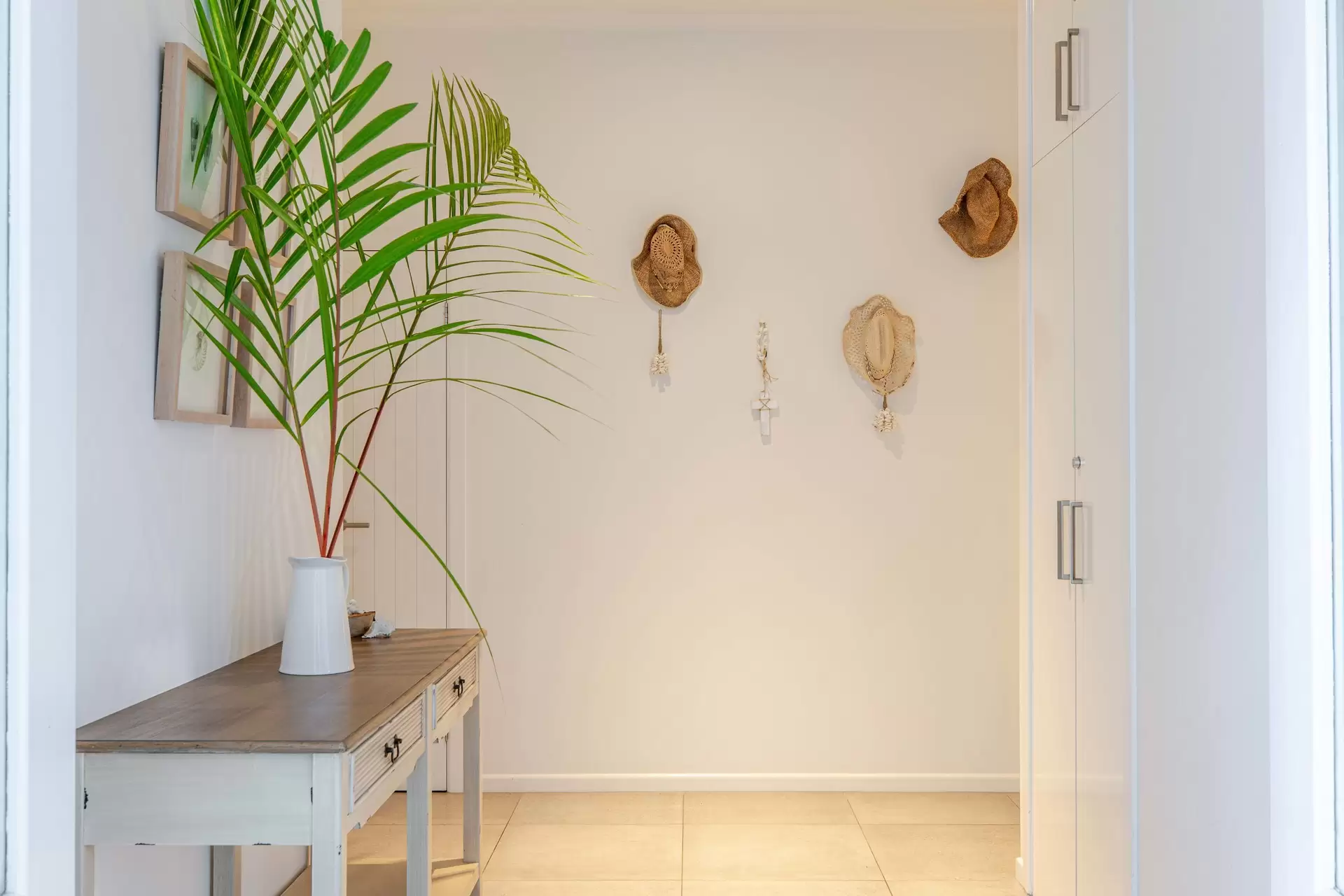 6 Andrews Close, Port Douglas For Sale by Queensland Sotheby's International Realty - image 1