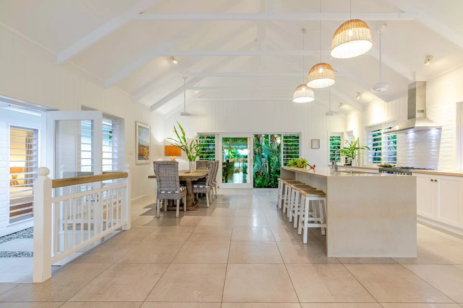 6 Andrews Close, Port Douglas For Sale by Queensland Sotheby's International Realty - image 1