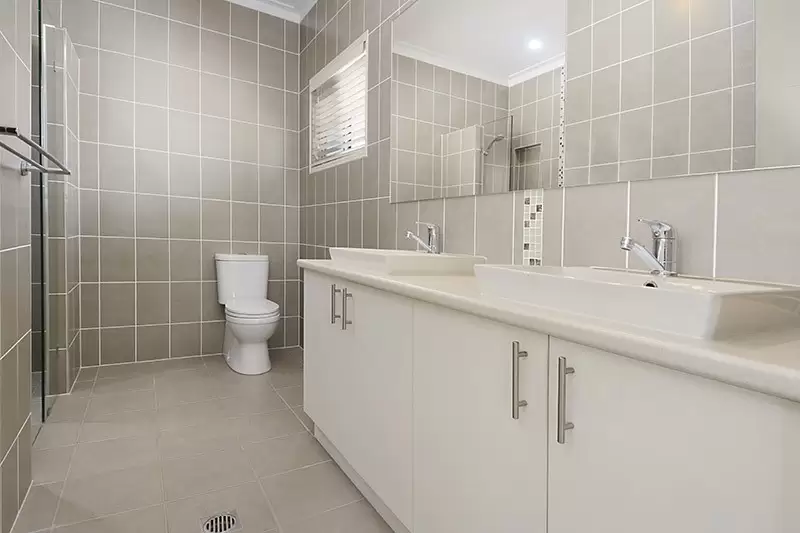 6 Grant Street, Hendra Sold by Queensland Sotheby's International Realty - image 1