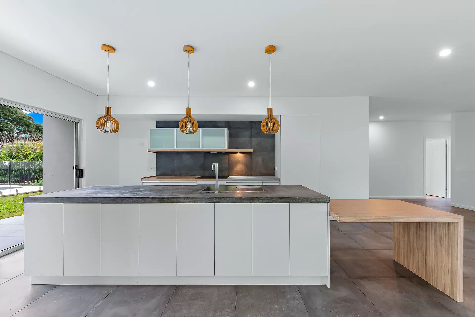 6 Scenic Ridge Drive, Cannonvale Sold by Queensland Sotheby's International Realty - image 1