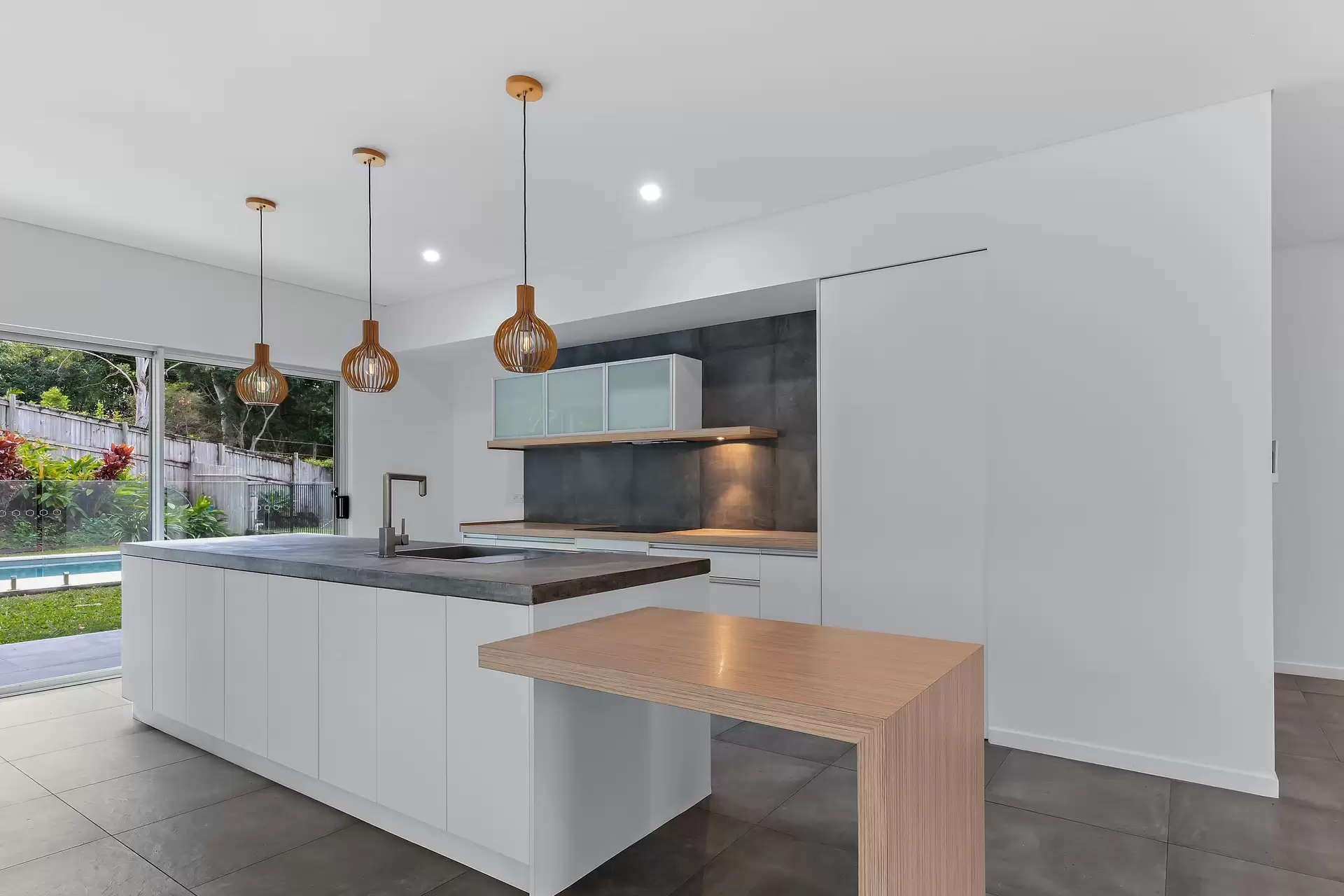 6 Scenic Ridge Drive, Cannonvale Sold by Queensland Sotheby's International Realty - image 1