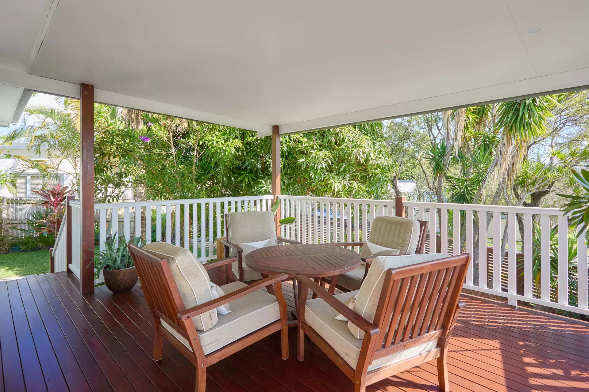 13 Allden Avenue, Labrador Sold by Queensland Sotheby's International Realty - image 1