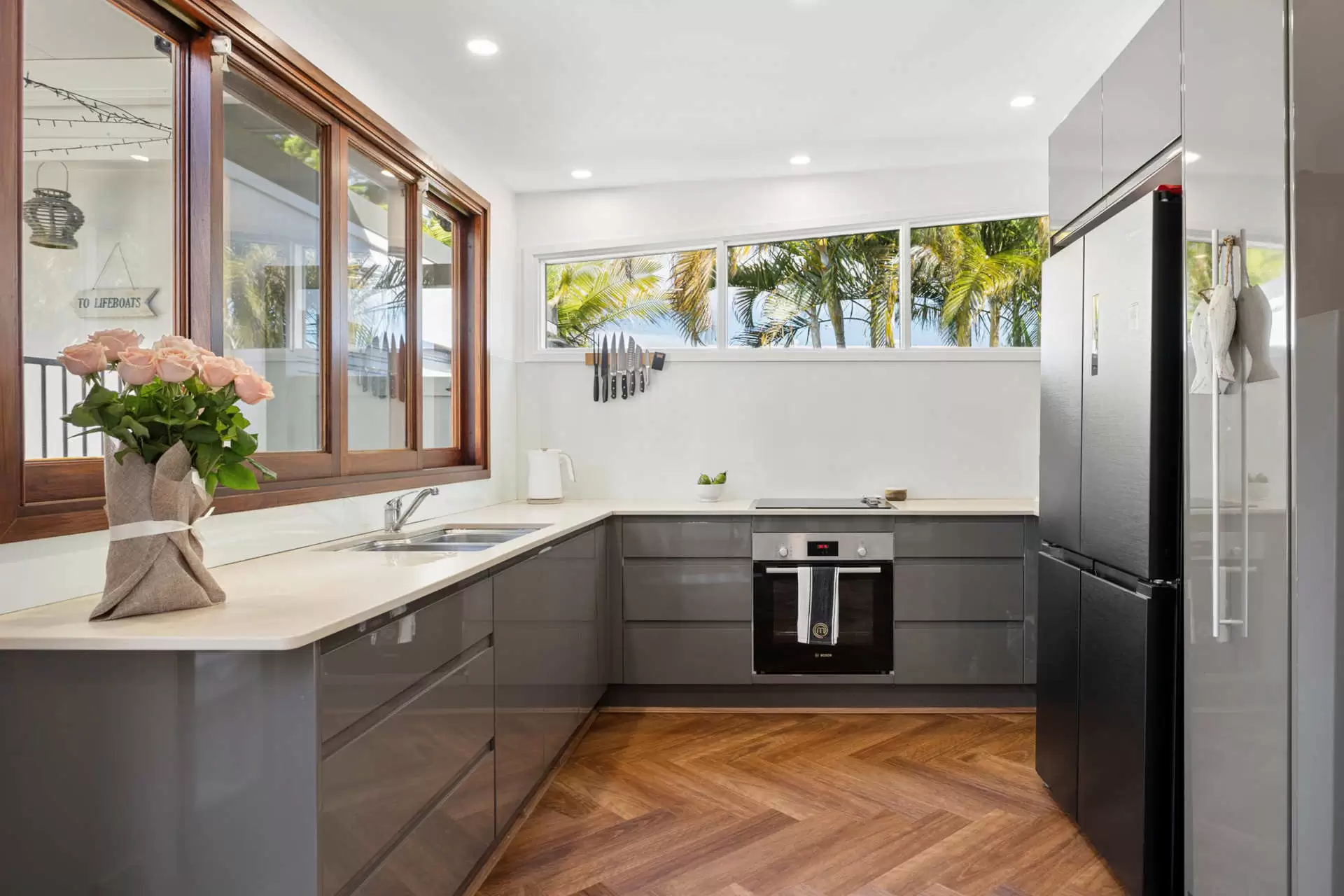 13 Allden Avenue, Labrador Sold by Queensland Sotheby's International Realty - image 1